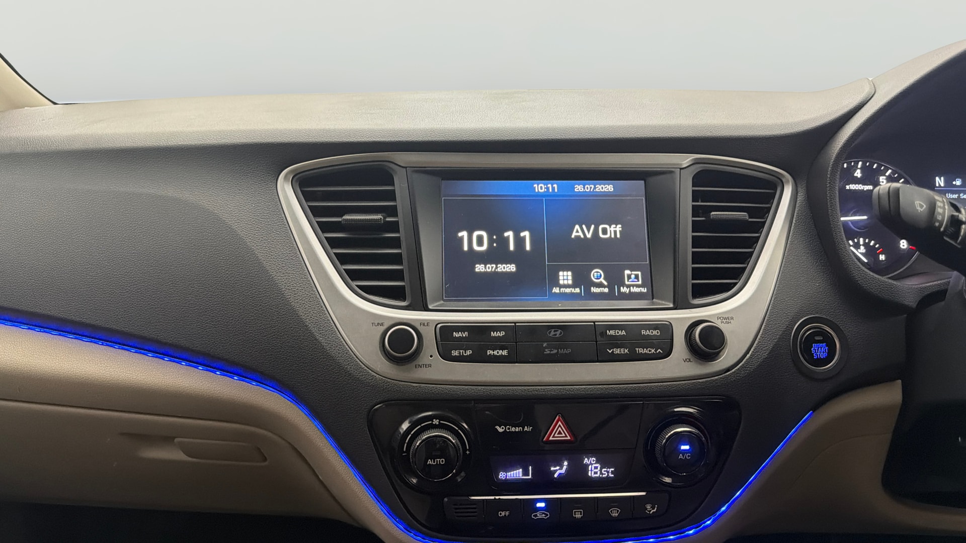 View 2017 Hyundai Verna 1.6 VTVT SX (O) AT Image 32 Used 2017 Hyundai Verna 1.6 VTVT SX (O) AT Image 32