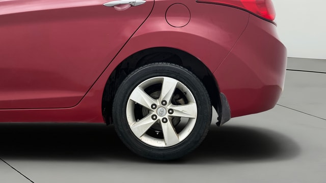 View Hyundai Elantra Image 8 Used Hyundai Elantra Image 8