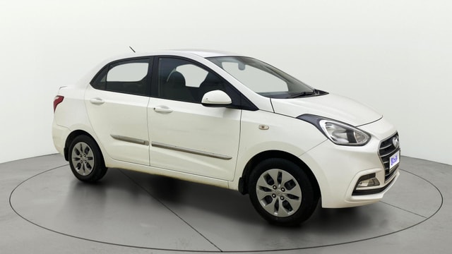 View Hyundai Xcent Image 35 Used Hyundai Xcent Image 35