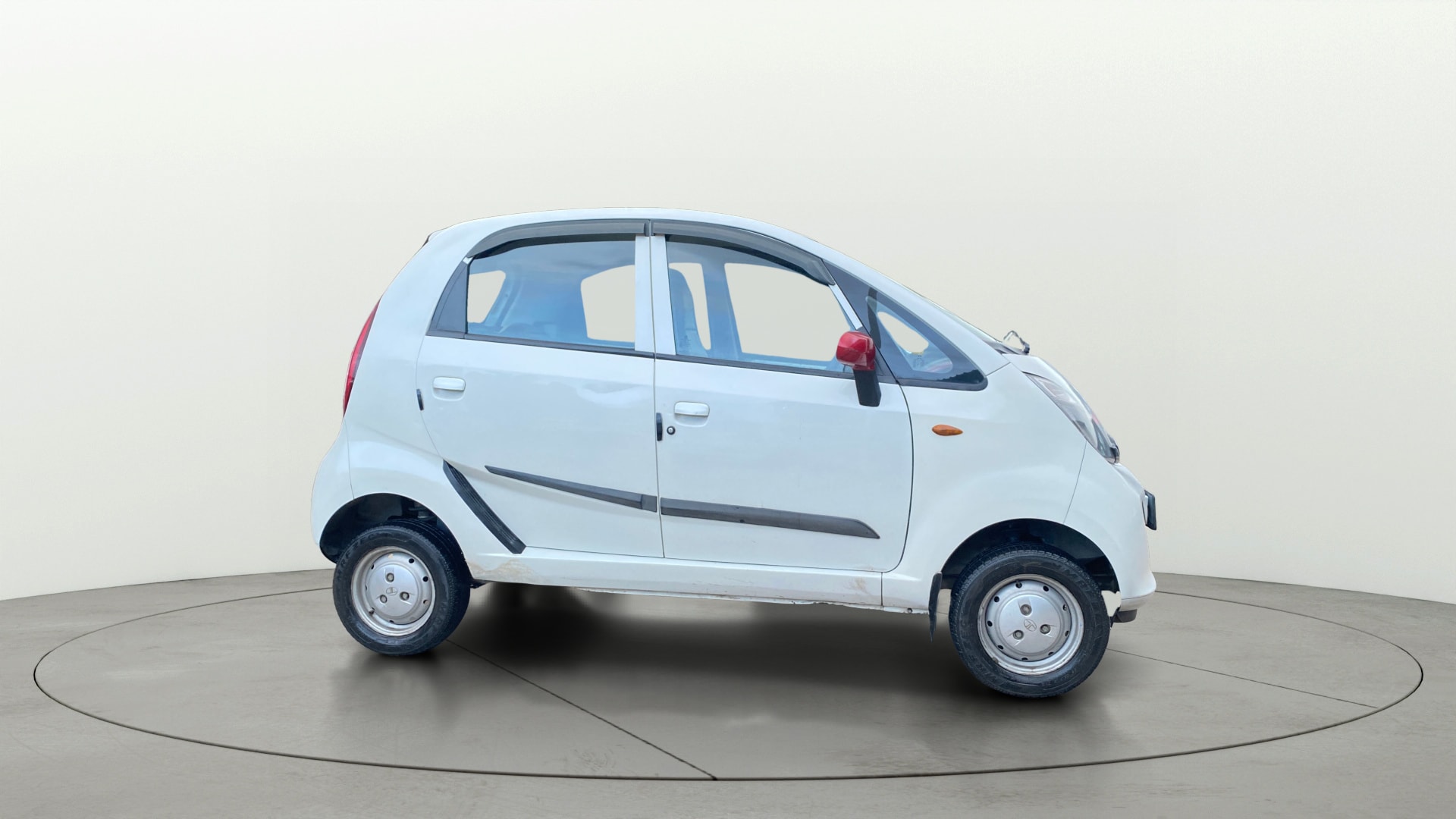 View 2017 Tata Nano XM Image 8 Used 2017 Tata Nano XM Image 8