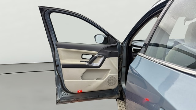View Tata Safari Image 33 Used Tata Safari Image 33