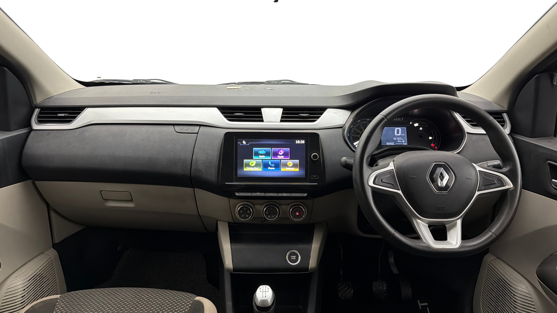View 2021 Renault Triber RXZ Image 16 Used 2021 Renault Triber RXZ Image 16