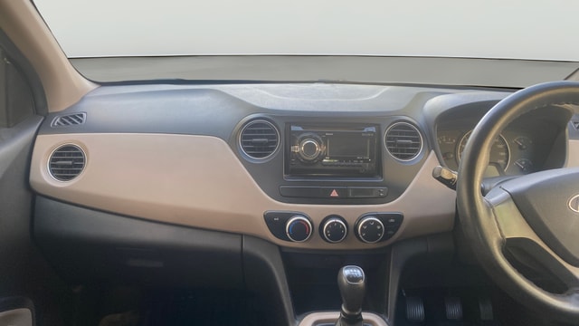 View Hyundai Grand i10 Image 18 Used Hyundai Grand i10 Image 18