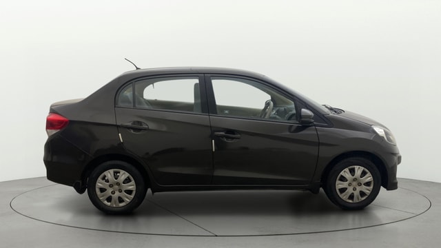 View Honda Amaze Image 8 Used Honda Amaze Image 8