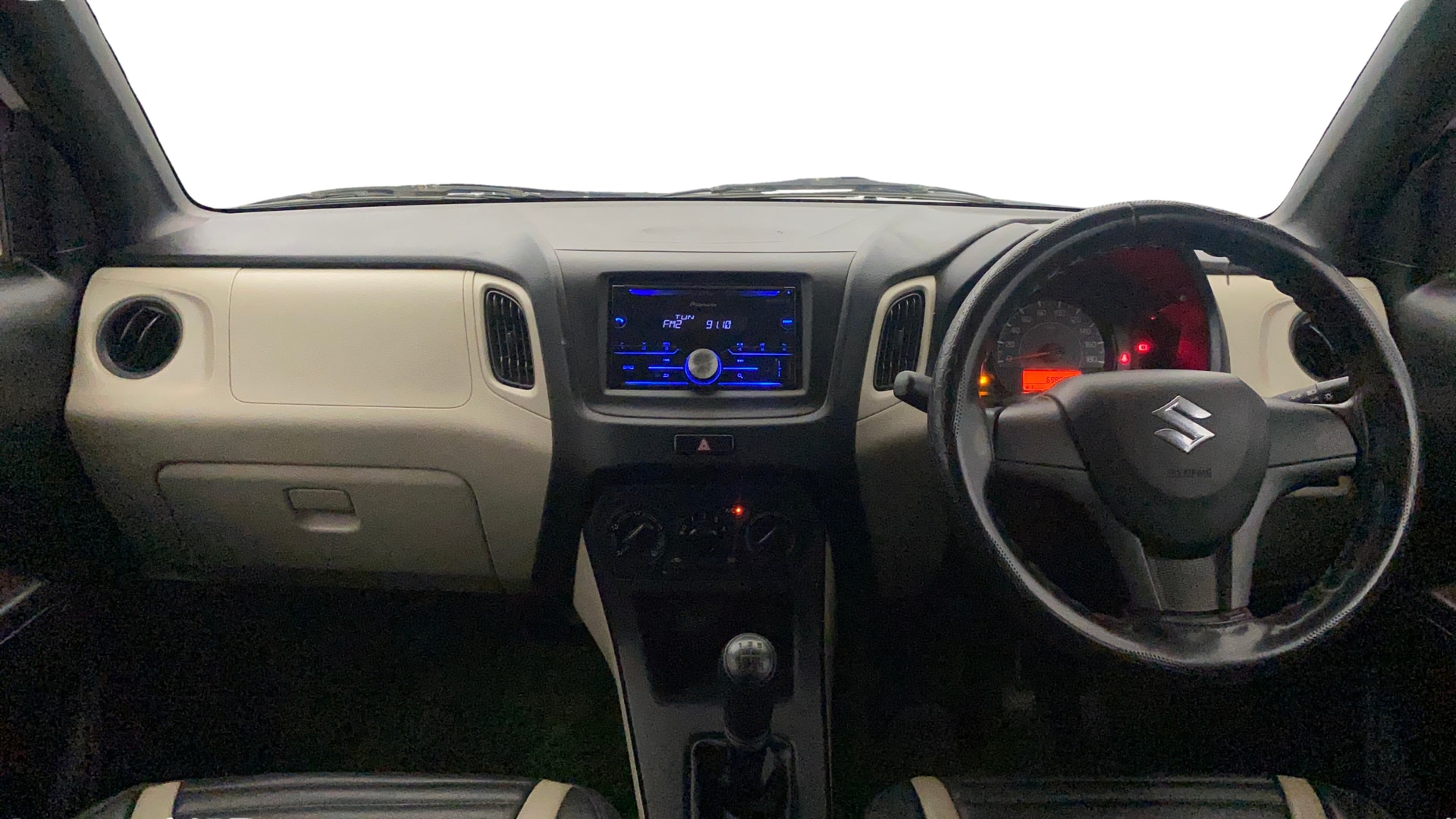 View 2019 Maruti Suzuki 1000 Base Variant Image 32 Used 2019 Maruti Suzuki 1000 Base Variant Image 32