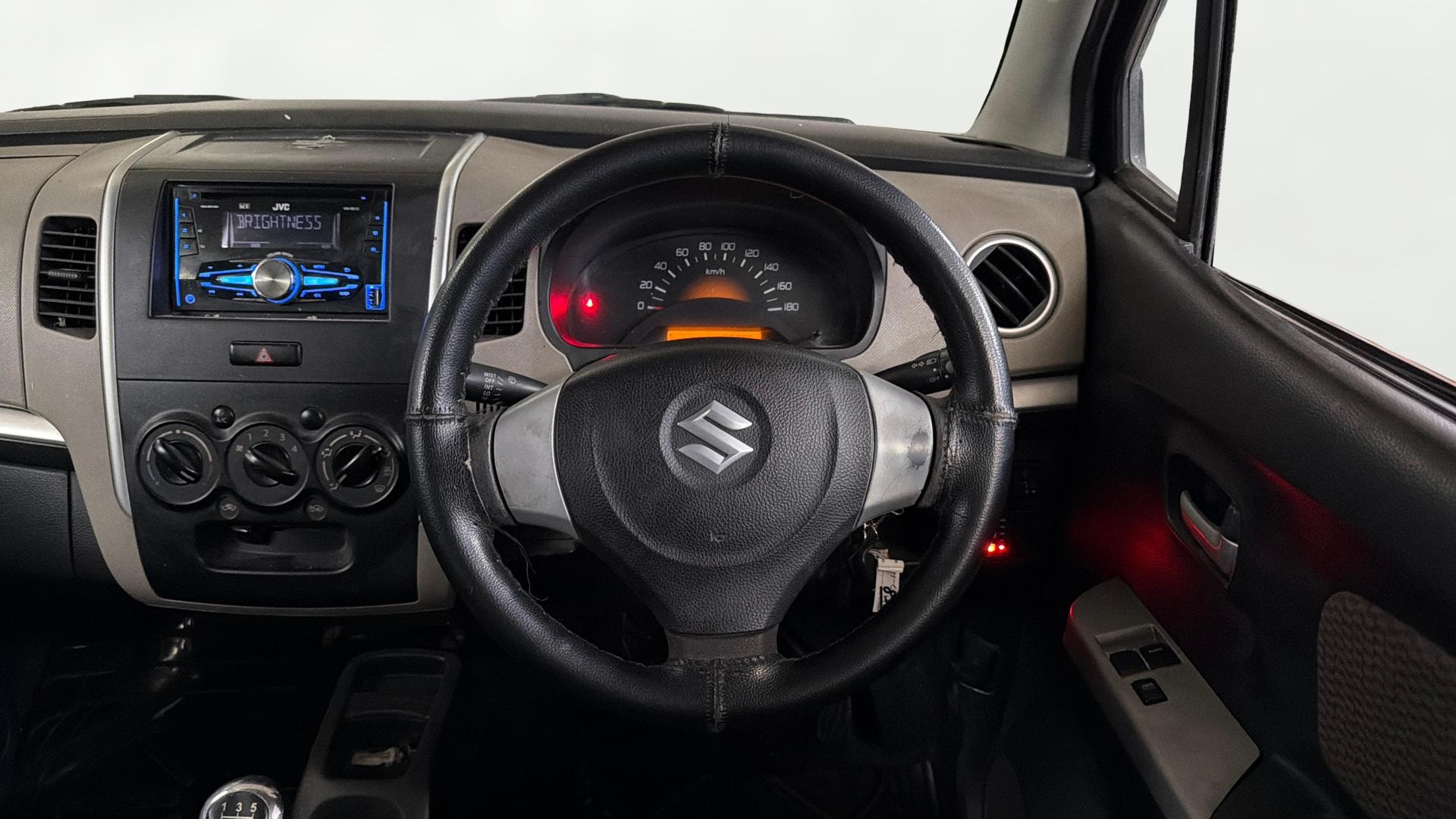 View 2014 Maruti Suzuki 1000 Base Variant Image 20 Used 2014 Maruti Suzuki 1000 Base Variant Image 20