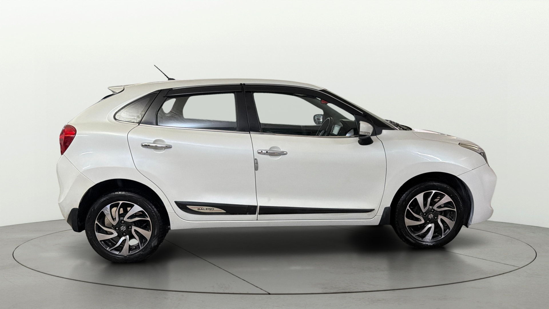 View 2020 Maruti Suzuki 1000 Base Variant Image 27 Used 2020 Maruti Suzuki 1000 Base Variant Image 27