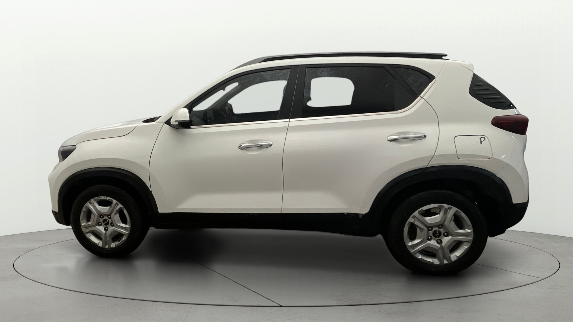 View 2023 Kia Sonet HTK Plus iMT Petrol Image 25 Used 2023 Kia Sonet HTK Plus iMT Petrol Image 25