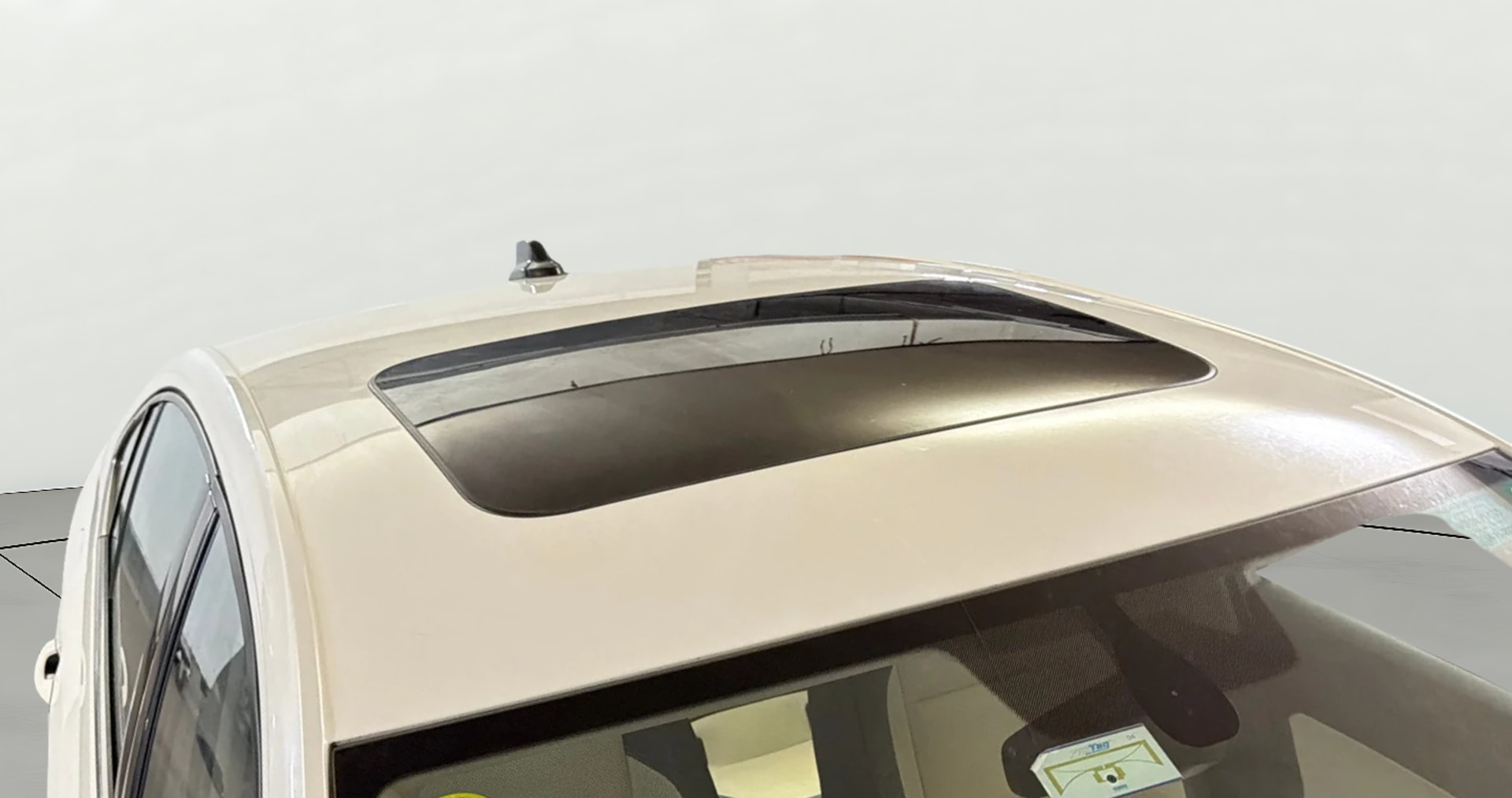 View 2023 Skoda Slavia Style 1.0 TSI AT Image 5 Used 2023 Skoda Slavia Style 1.0 TSI AT Image 5