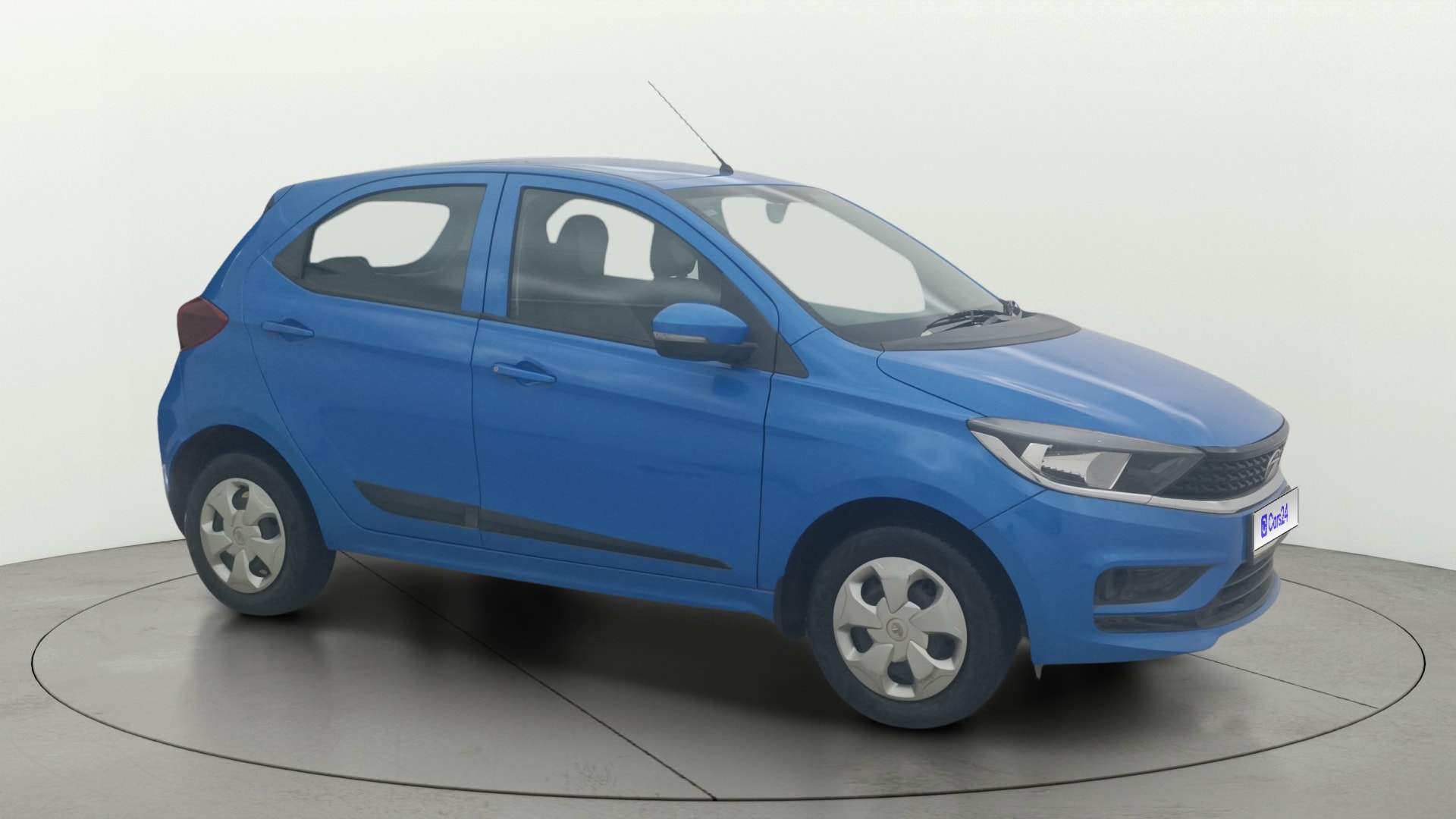 View 2020 Tata Tiago Revotorq XB Image 35 Used 2020 Tata Tiago Revotorq XB Image 35