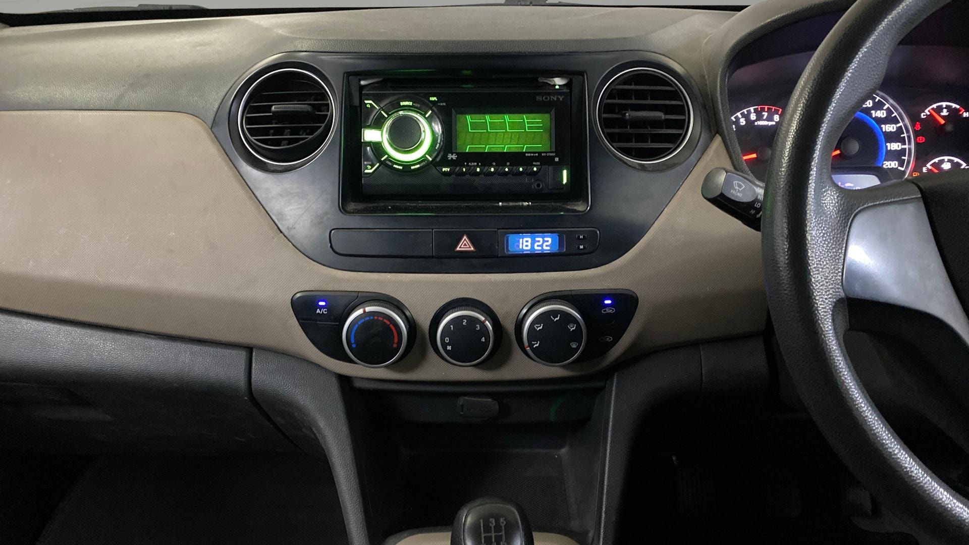 Used 2014 Hyundai Grand i10 Used 2014 Hyundai Grand i10