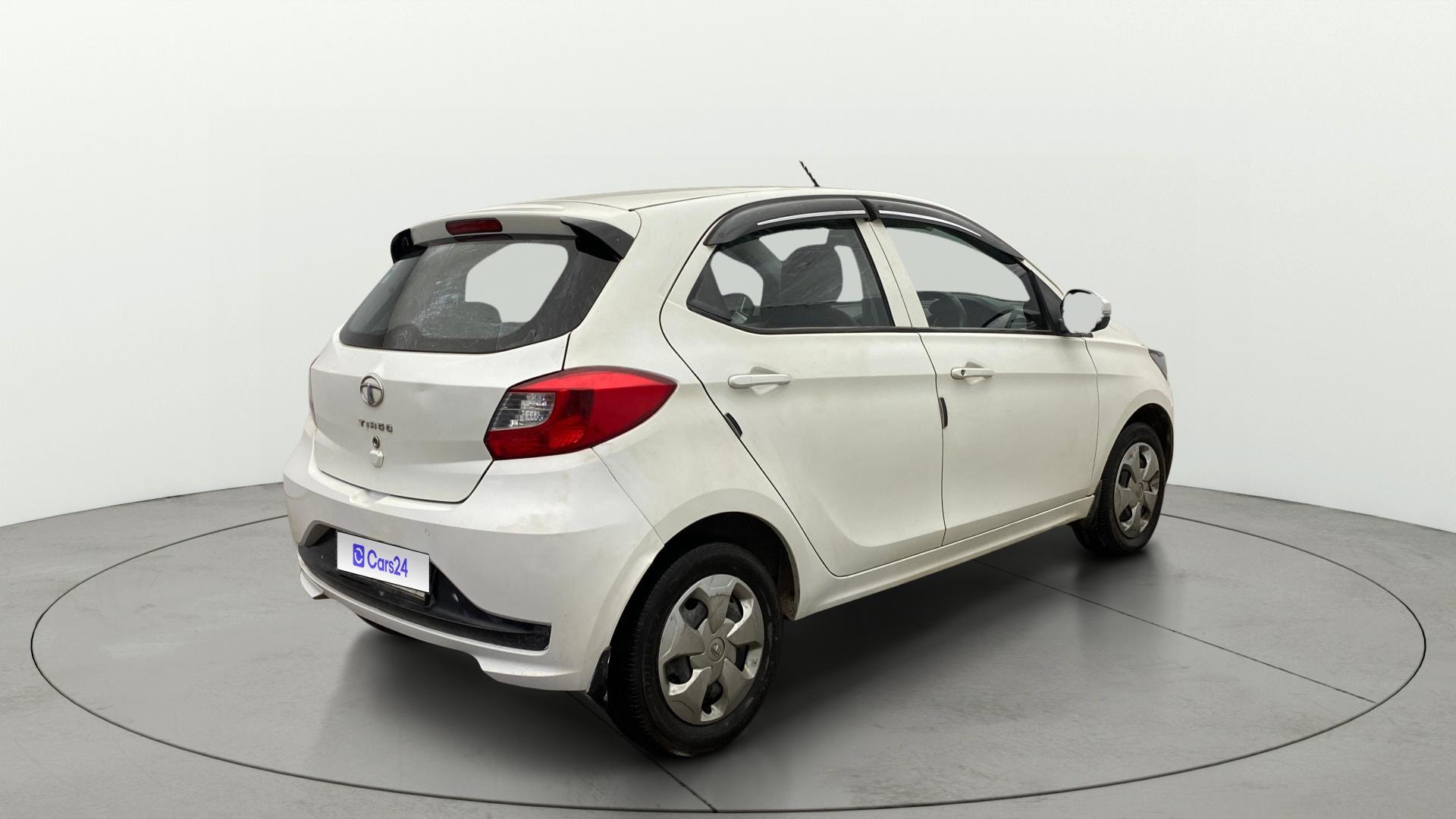 View 2020 Tata Tiago Revotorq XB Image 41 Used 2020 Tata Tiago Revotorq XB Image 41
