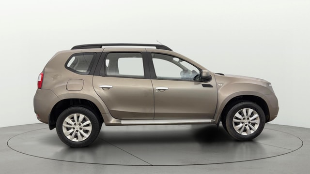 View Nissan Terrano Image 8 Used Nissan Terrano Image 8