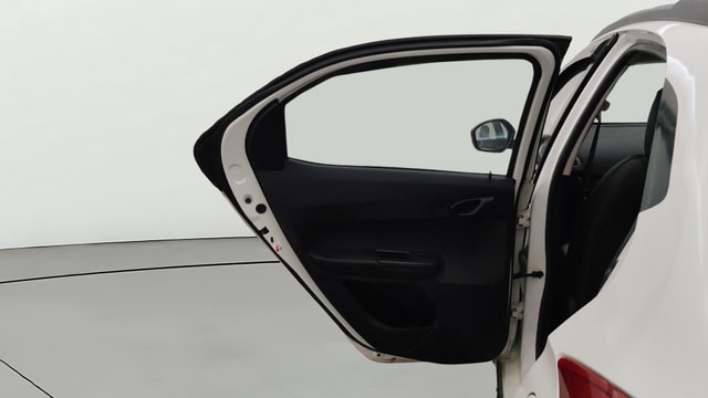 View Tata Tiago NRG Image 22 Used Tata Tiago NRG Image 22