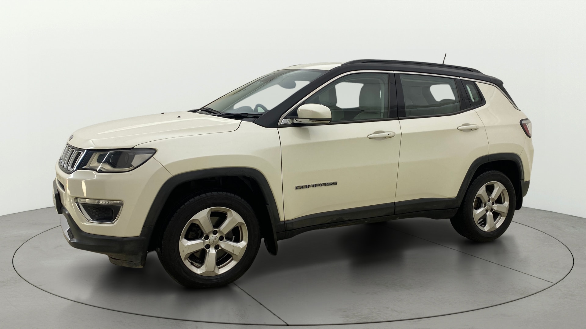 View 2020 Jeep Compass Limited 1.4 Multi AIR Petrol DDCT AT BS IV Image 21 Used 2020 Jeep Compass Limited 1.4 Multi AIR Petrol DDCT AT BS IV Image 21
