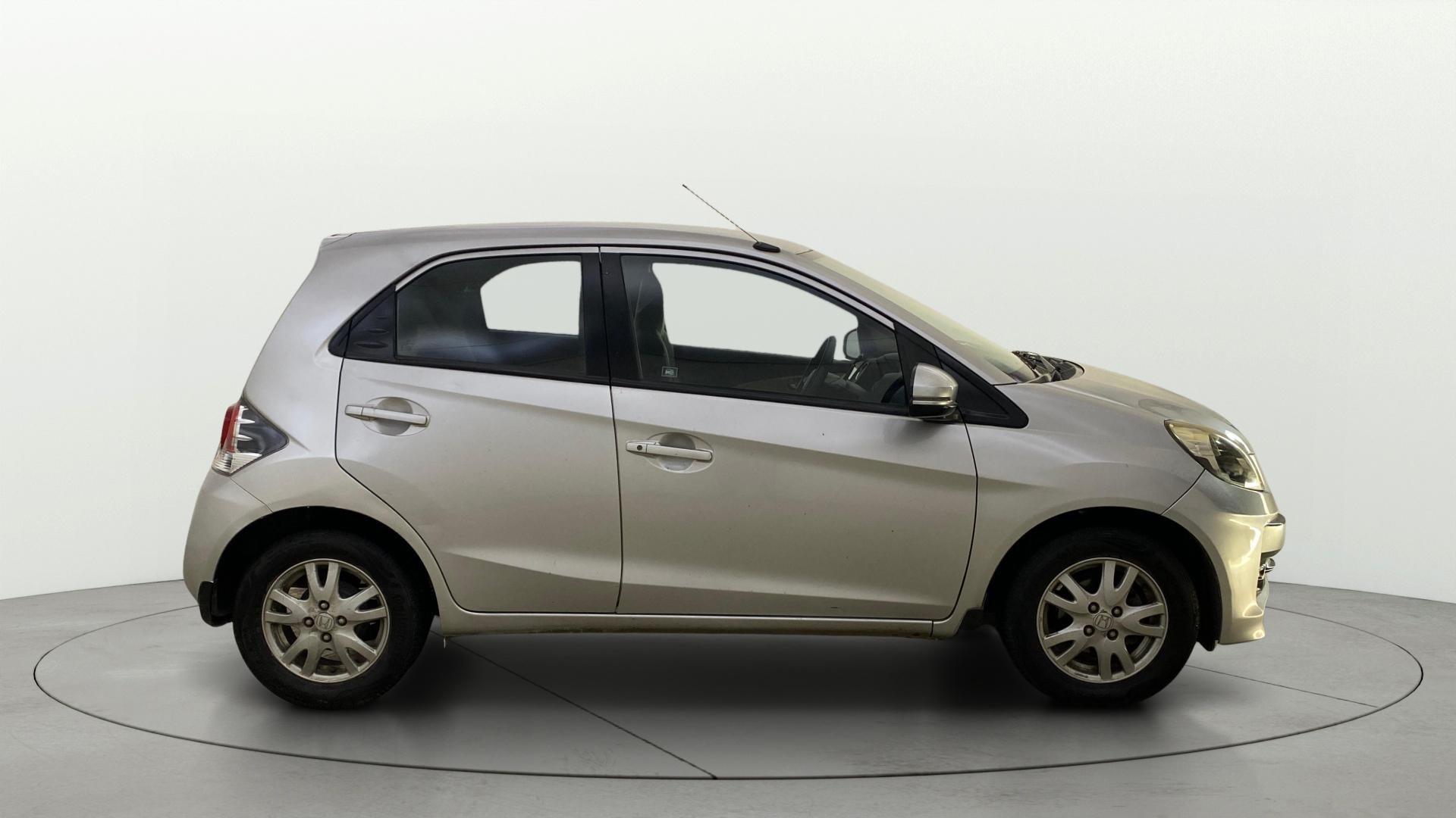 View 2015 Honda Brio VX AT Petrol Image 8 Used 2015 Honda Brio VX AT Petrol Image 8