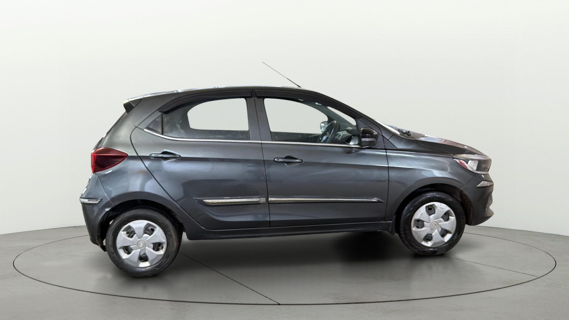 Used 2023 Tata Tiago Used 2023 Tata Tiago