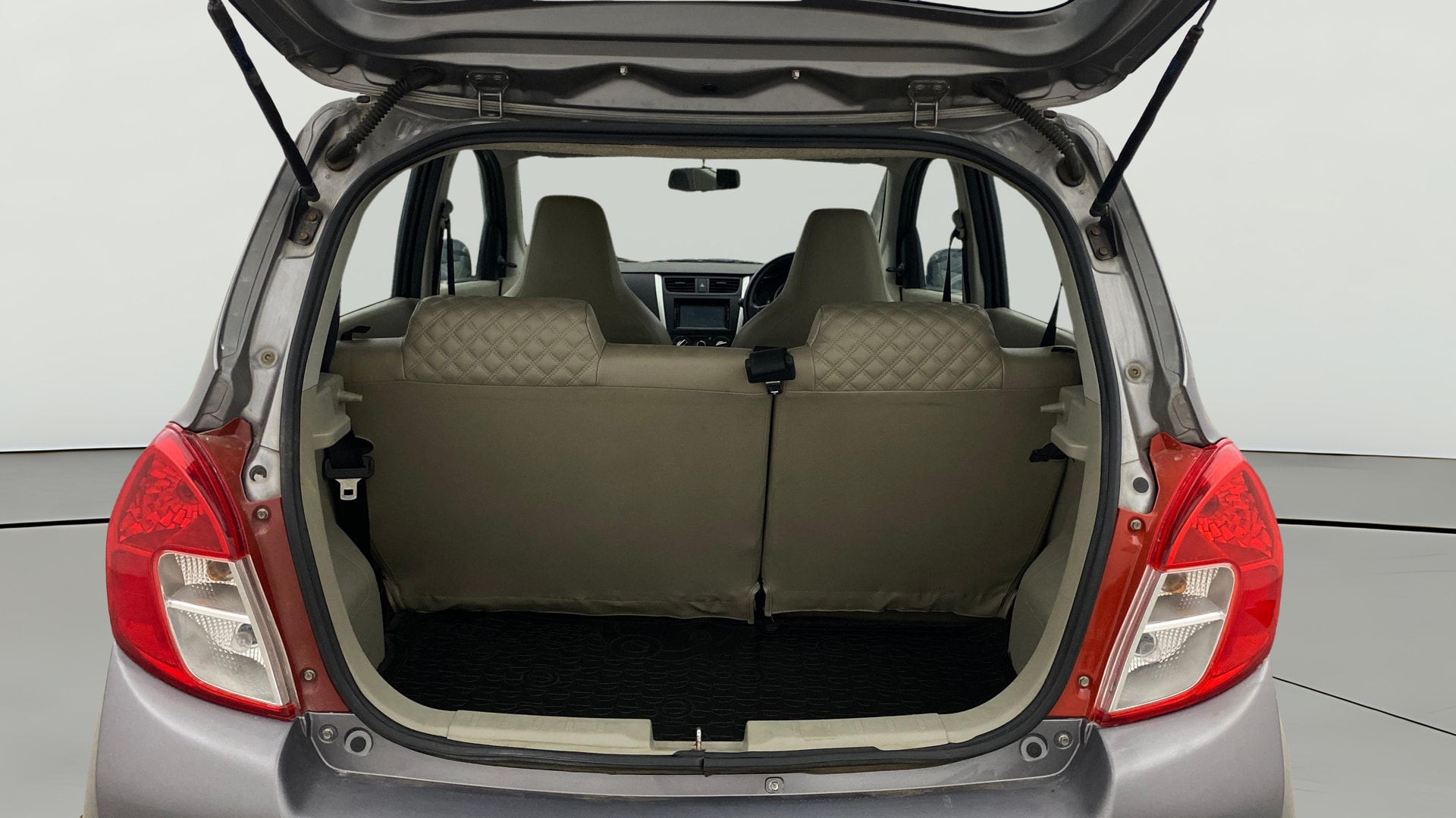 View 2015 Maruti Suzuki 1000 Base Variant Image 36 Used 2015 Maruti Suzuki 1000 Base Variant Image 36