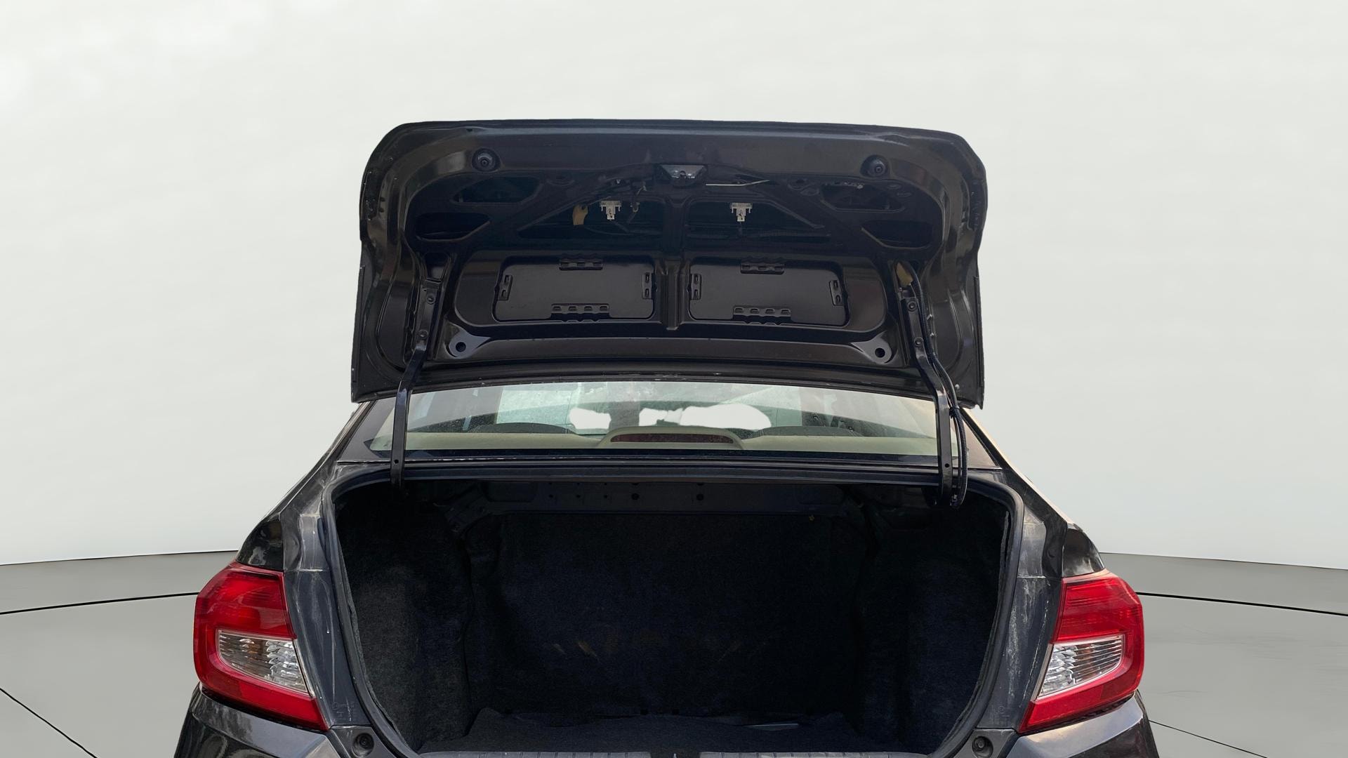 View 2019 Honda Amaze E MT Petrol BS IV Image 16 Used 2019 Honda Amaze E MT Petrol BS IV Image 16