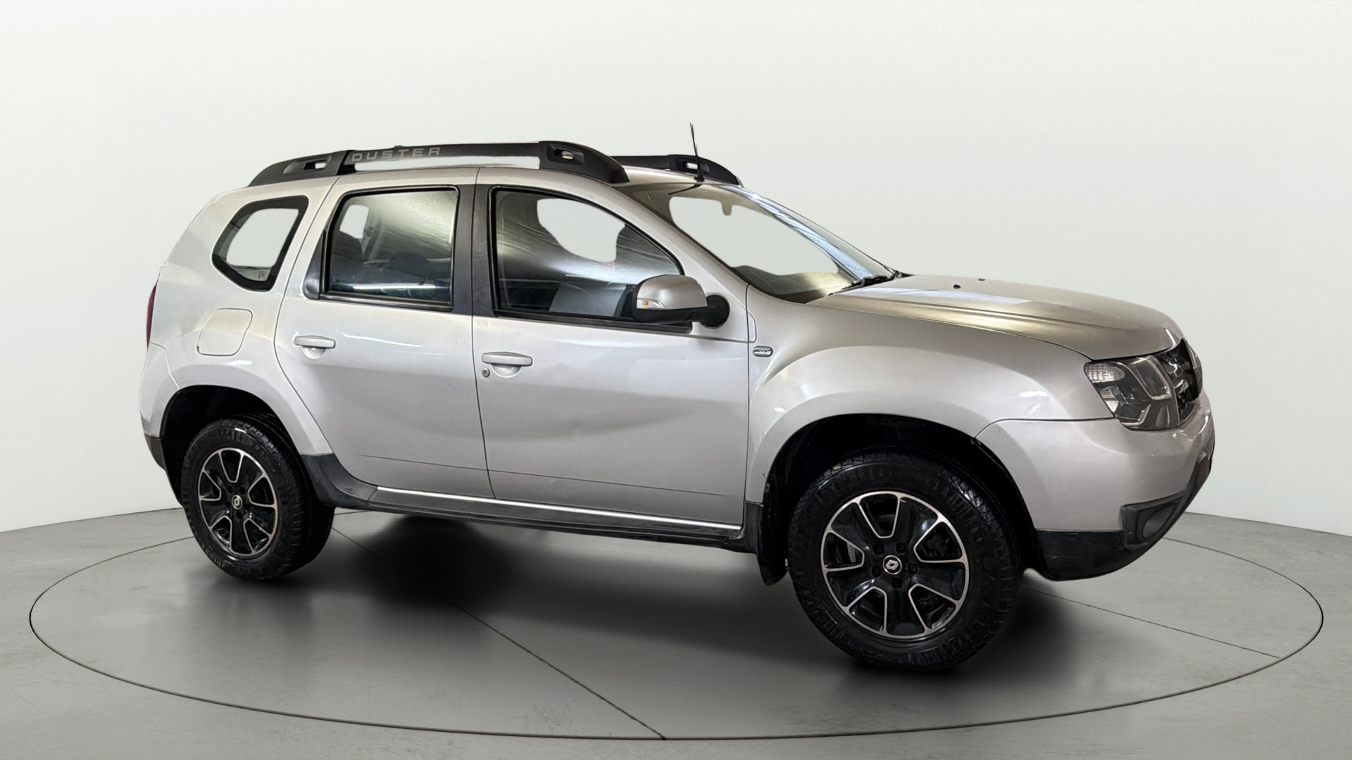 View 2019 Renault Duster Petrol RxS CVT Petrol Image 35 Used 2019 Renault Duster Petrol RxS CVT Petrol Image 35