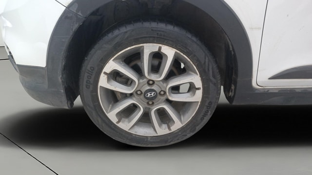 View Hyundai i20 Active Image 35 Used Hyundai i20 Active Image 35