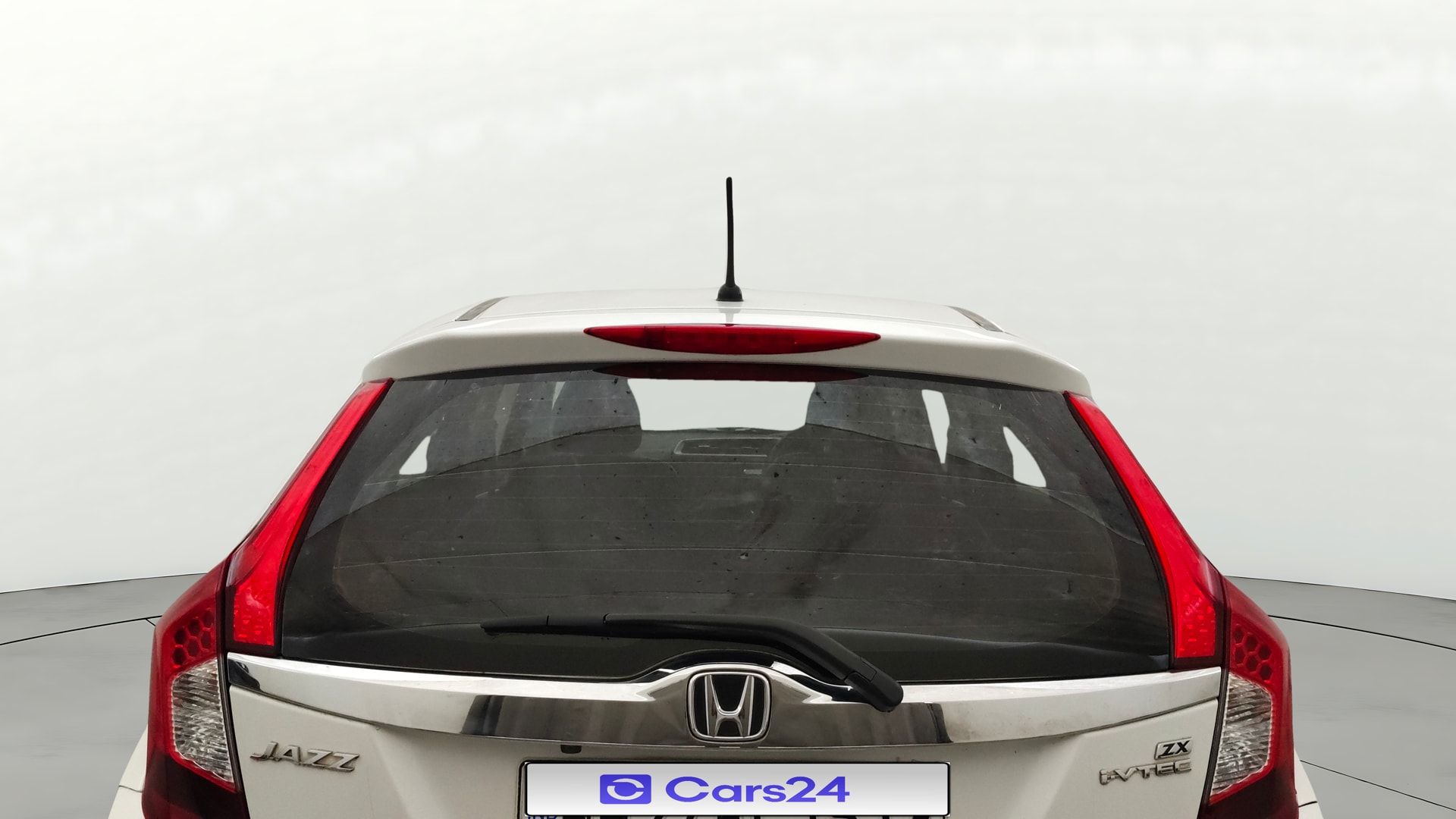View 2021 Honda Jazz E MT Diesel Image 4 Used 2021 Honda Jazz E MT Diesel Image 4