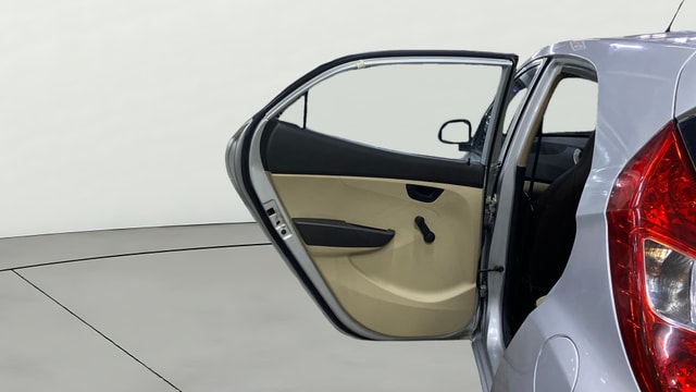 View Hyundai EON Image 14 Used Hyundai EON Image 14