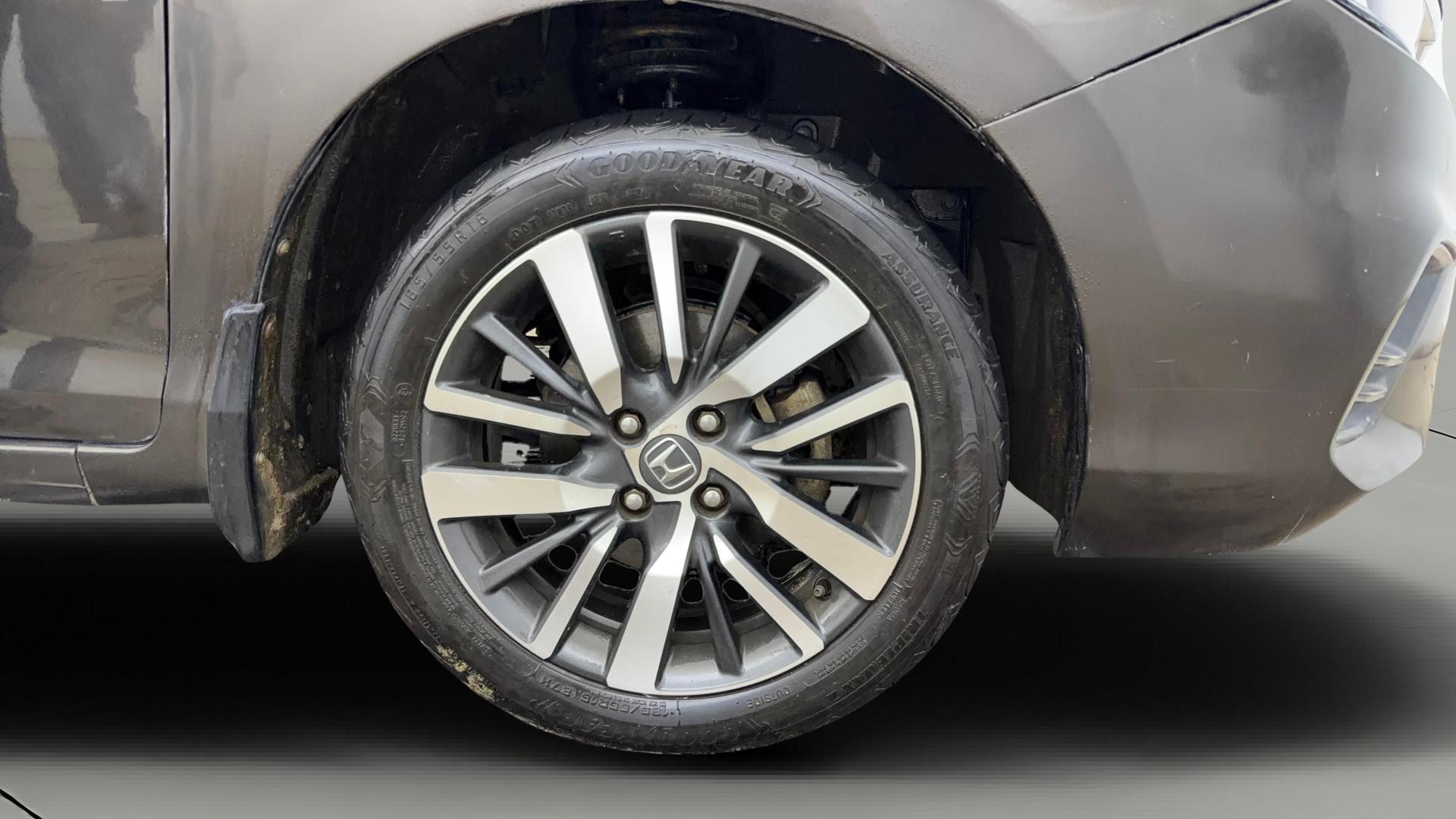 View 2022 Honda City ZX MT Diesel Anniversary Edition Image 43 Used 2022 Honda City ZX MT Diesel Anniversary Edition Image 43