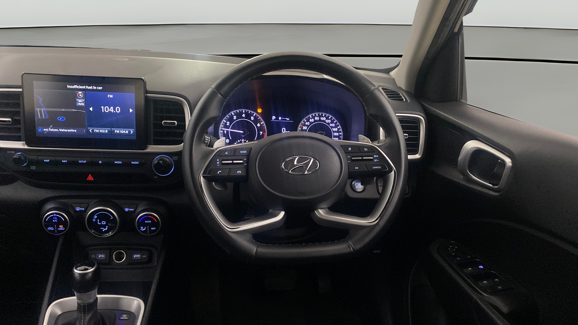 View 2021 Hyundai Venue SX Plus 1.0 Petrol AT Image 12 Used 2021 Hyundai Venue SX Plus 1.0 Petrol AT Image 12