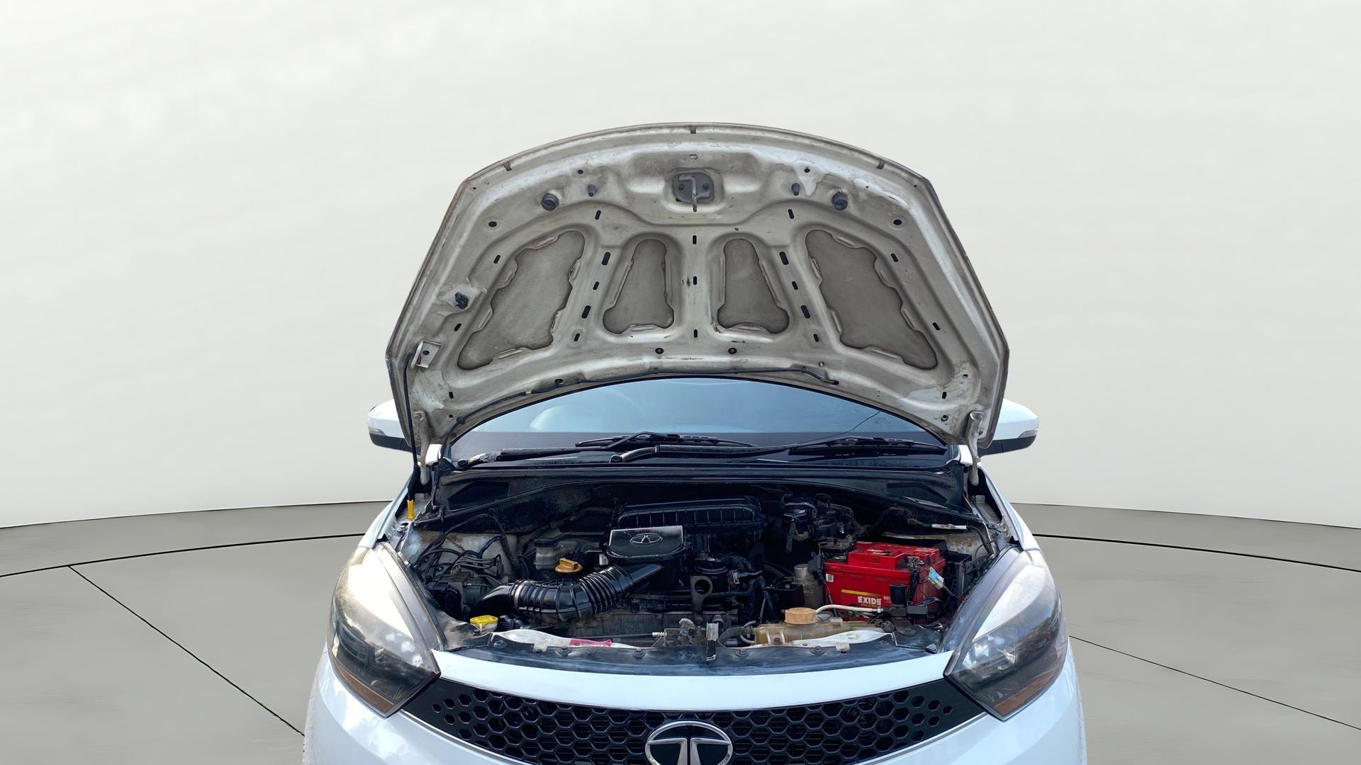 View 2019 Tata Tiago Revotorq XB Image 19 Used 2019 Tata Tiago Revotorq XB Image 19