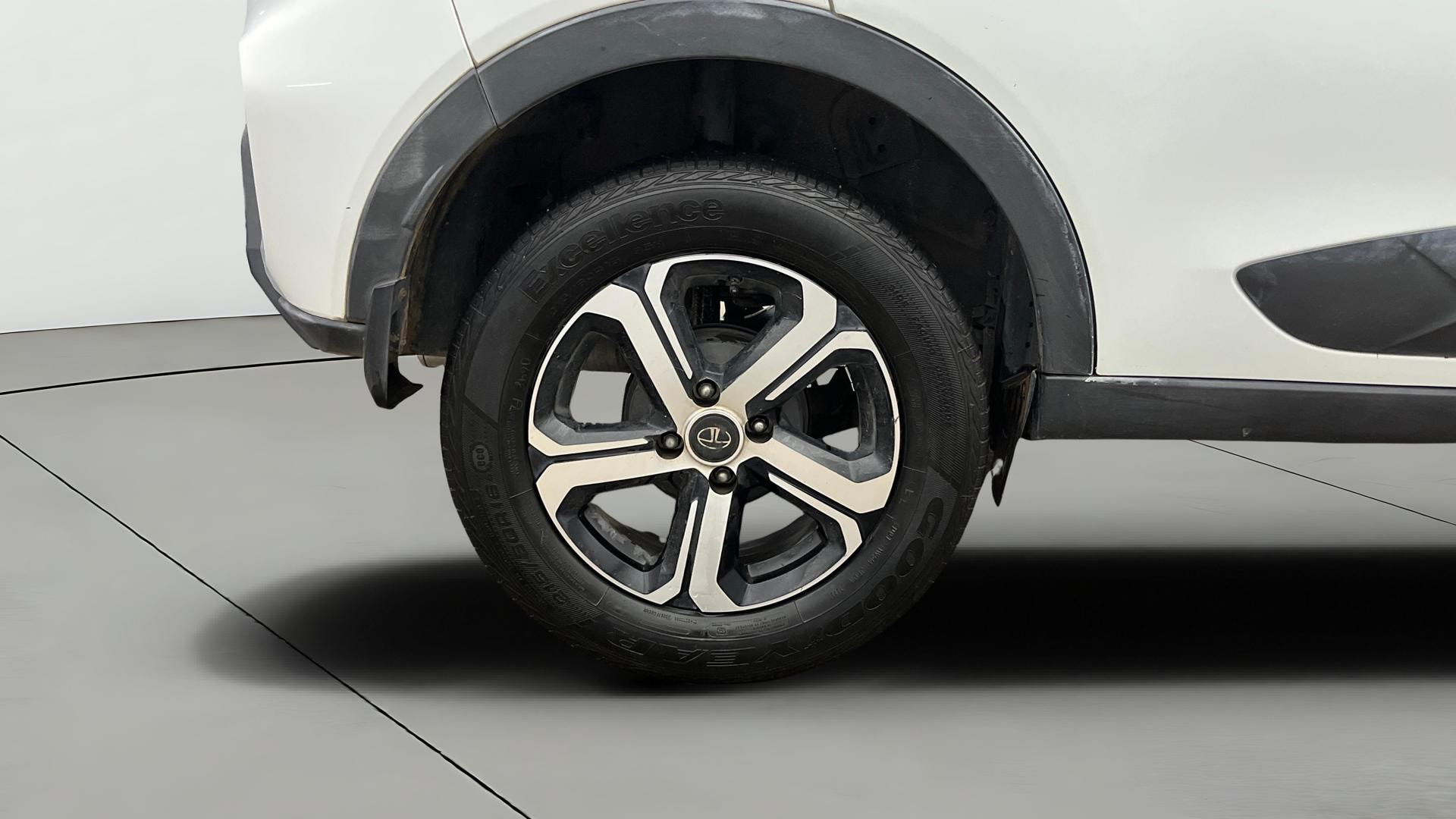 View 2023 Tata Nexon Revotron XE Image 25 Used 2023 Tata Nexon Revotron XE Image 25