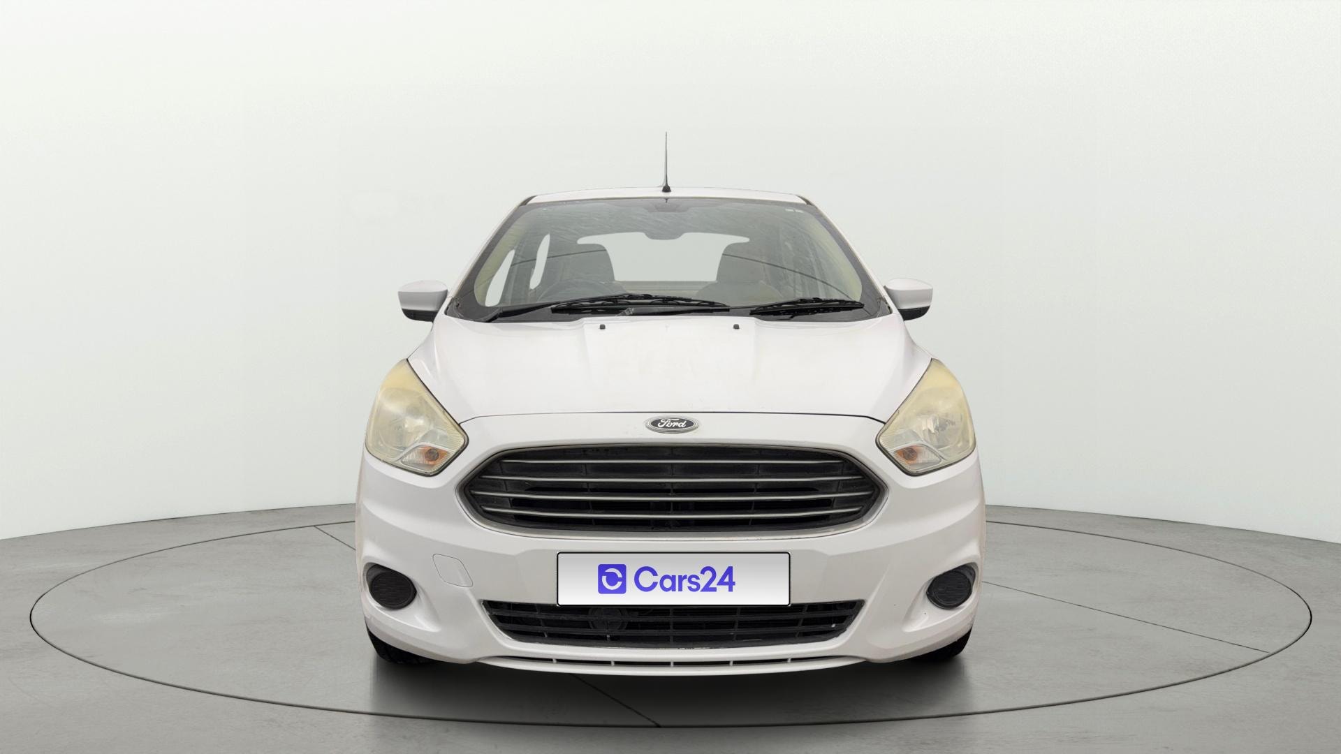 View 2016 Ford Figo Aspire 1.2P Ambiente MT BS IV Image 1 Used 2016 Ford Figo Aspire 1.2P Ambiente MT BS IV Image 1