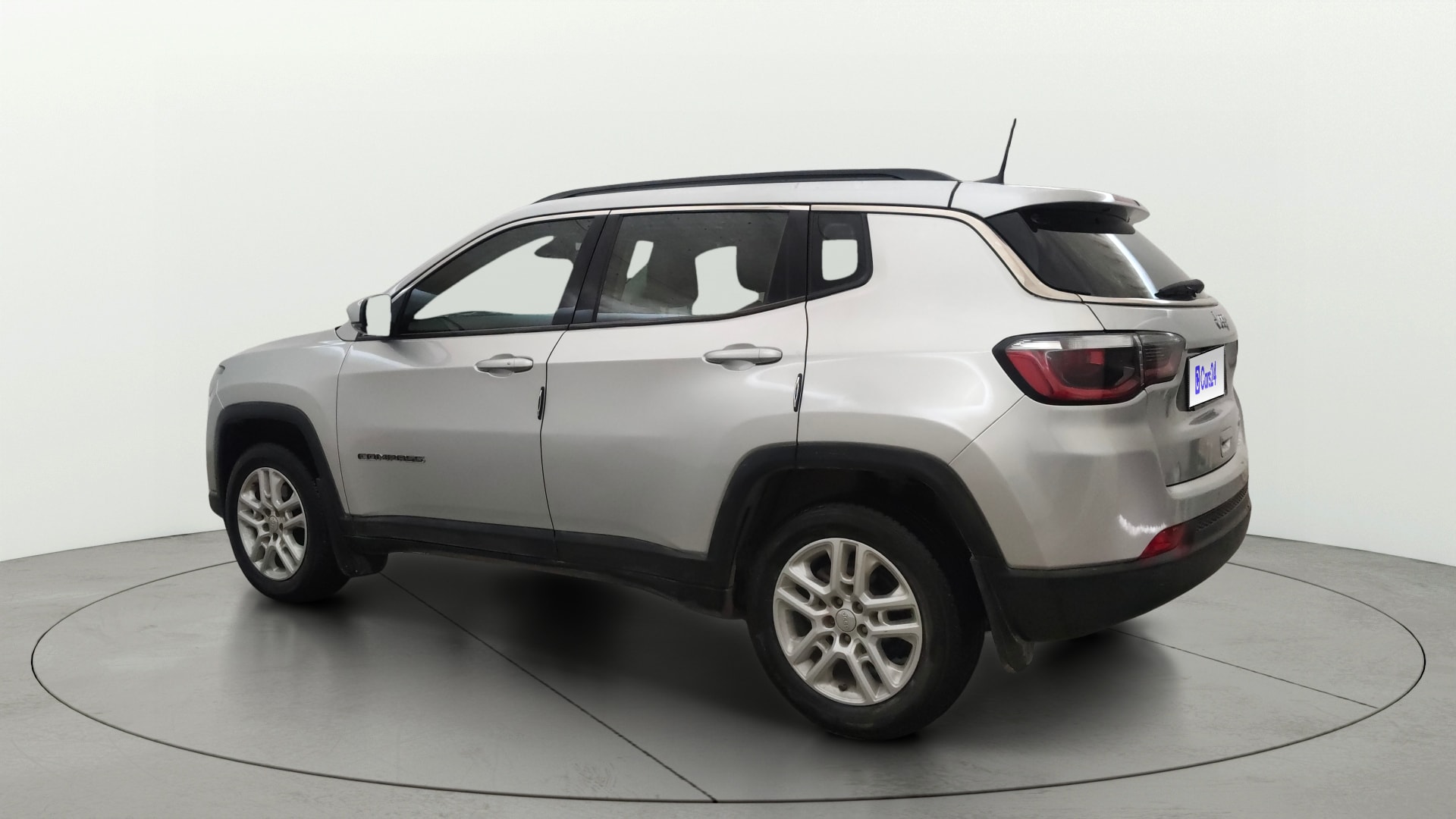 View 2018 Jeep Compass Limited 4X4 2.0 Diesel BS IV Image 2 Used 2018 Jeep Compass Limited 4X4 2.0 Diesel BS IV Image 2