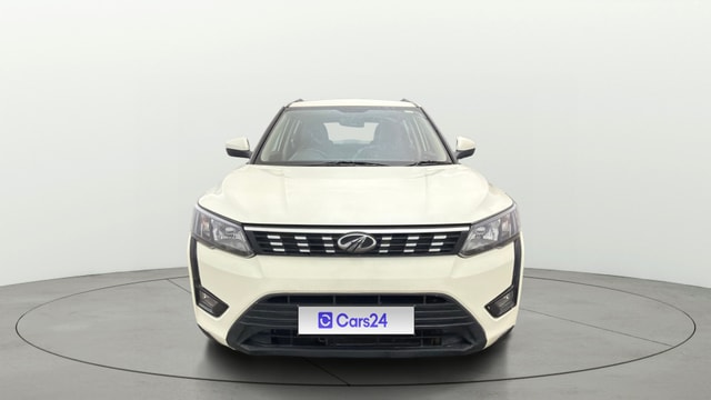 View Mahindra XUV300 Image 1 Used Mahindra XUV300 Image 1