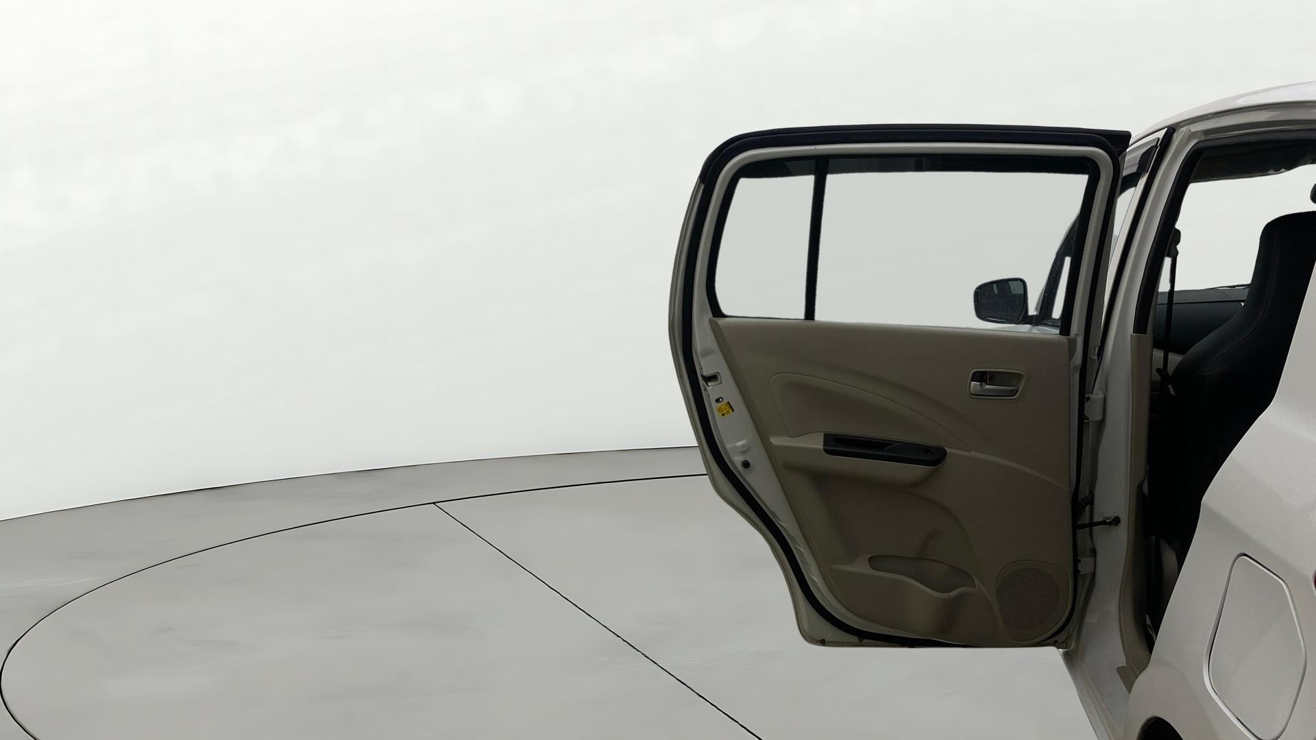 View 2019 Maruti Suzuki 1000 Base Variant Image 22 Used 2019 Maruti Suzuki 1000 Base Variant Image 22