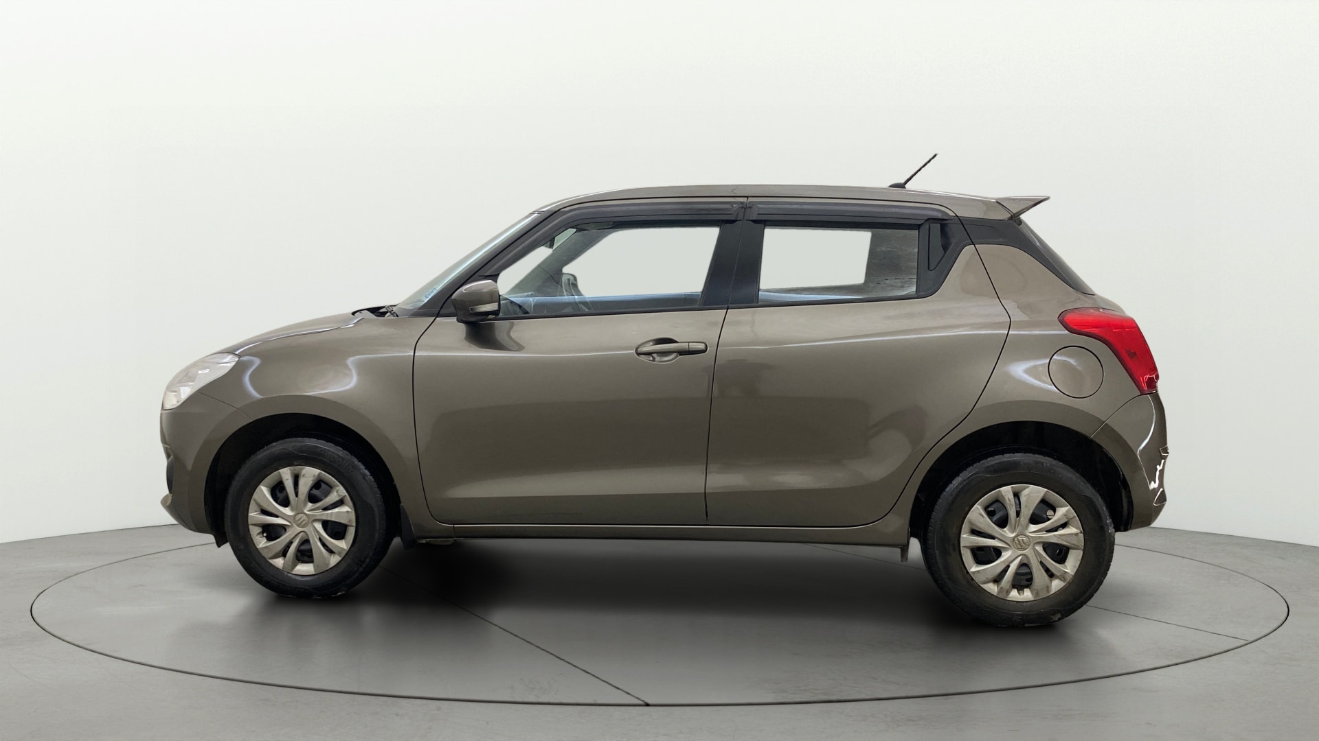 View 2018 Maruti Suzuki 1000 Base Variant Image 5 Used 2018 Maruti Suzuki 1000 Base Variant Image 5