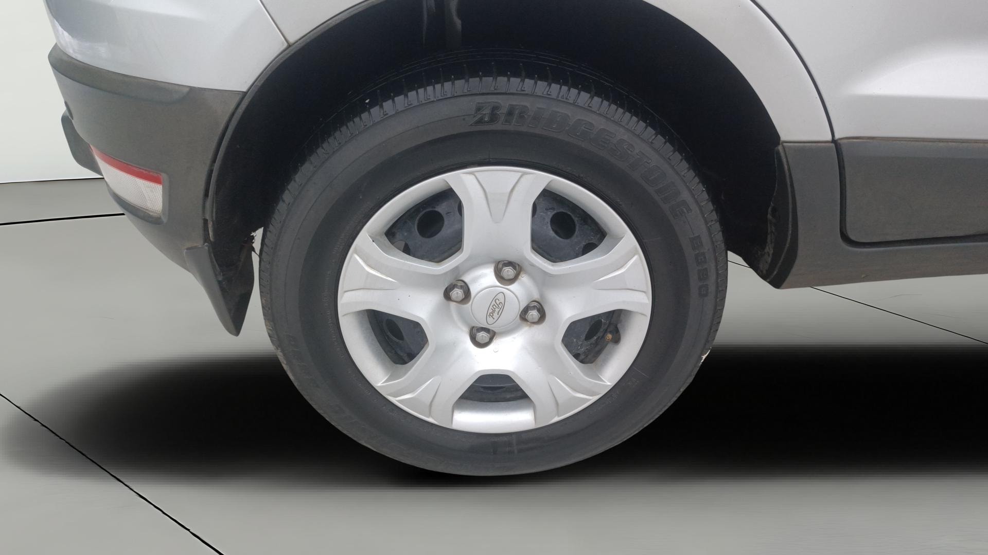 View 2017 Ford EcoSport 1.5 TDCi Diesel Ambiente BS IV Image 24 Used 2017 Ford EcoSport 1.5 TDCi Diesel Ambiente BS IV Image 24