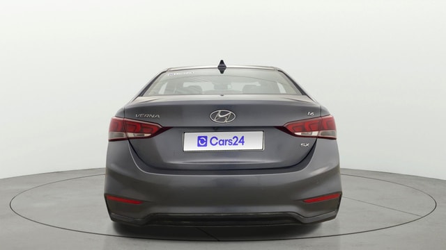 View Hyundai Verna Image 43 Used Hyundai Verna Image 43