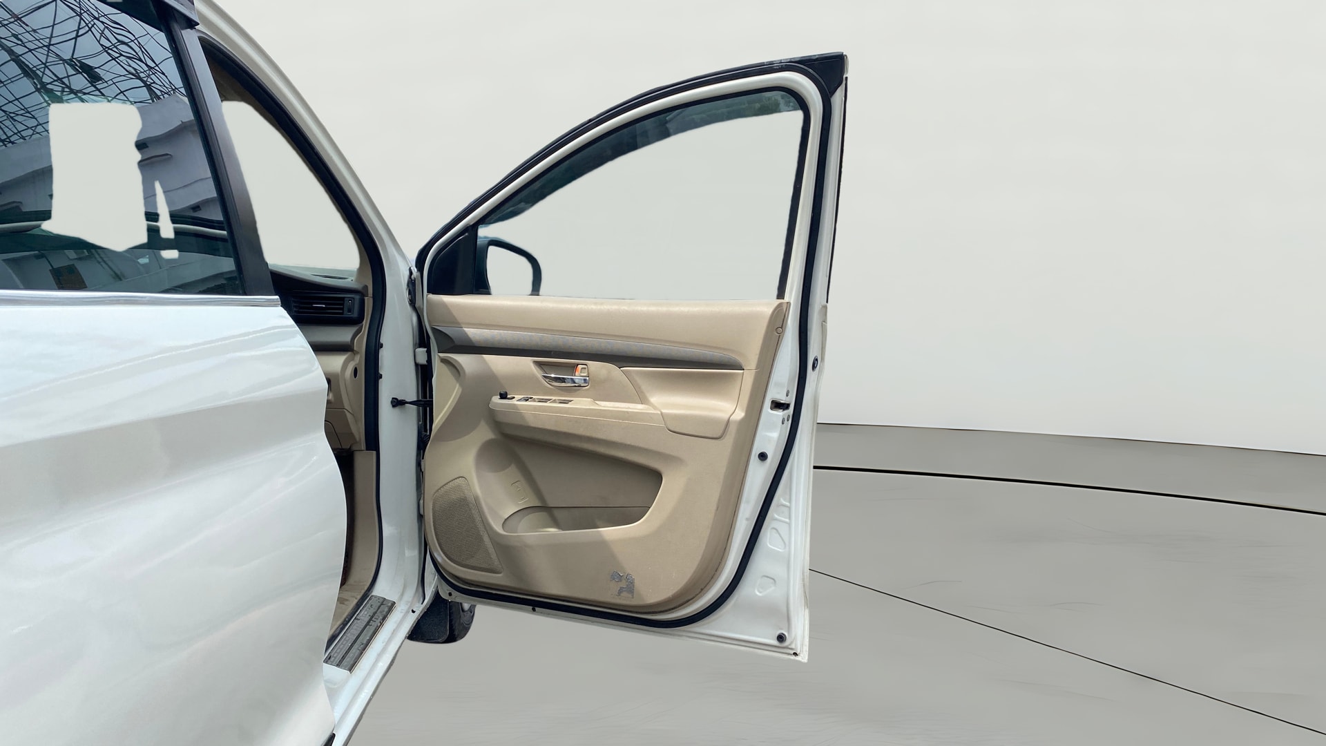 View 2025 Maruti Suzuki 1000 Base Variant Image 45 Used 2025 Maruti Suzuki 1000 Base Variant Image 45