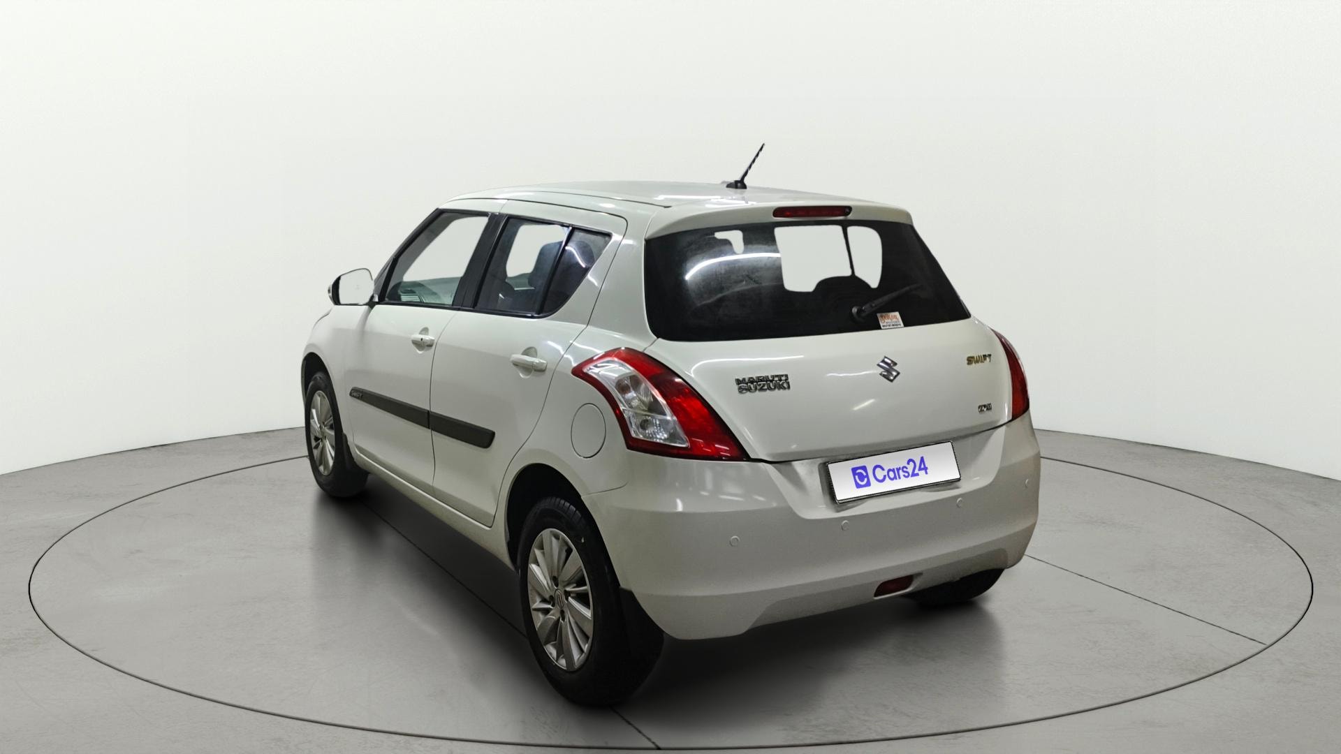View 2016 Maruti Suzuki 1000 Base Variant Image 2 Used 2016 Maruti Suzuki 1000 Base Variant Image 2