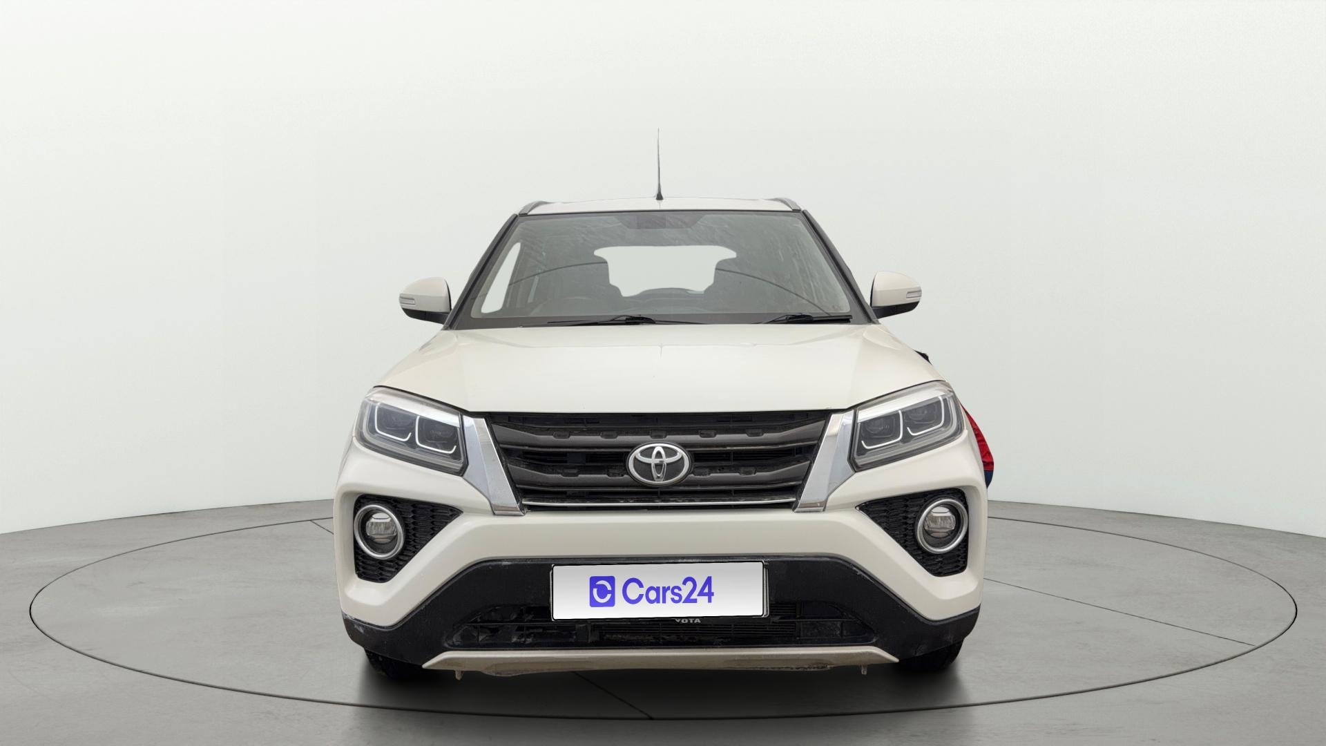 View 2022 Toyota Urban Cruiser Premium MT Image 1 Used 2022 Toyota Urban Cruiser Premium MT Image 1