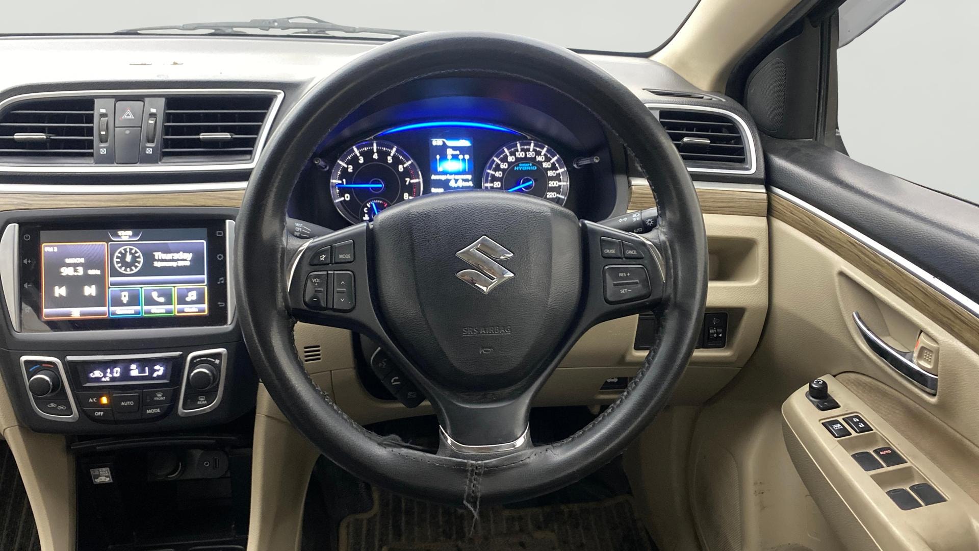 View 2022 Maruti Suzuki 1000 Base Variant Image 21 Used 2022 Maruti Suzuki 1000 Base Variant Image 21