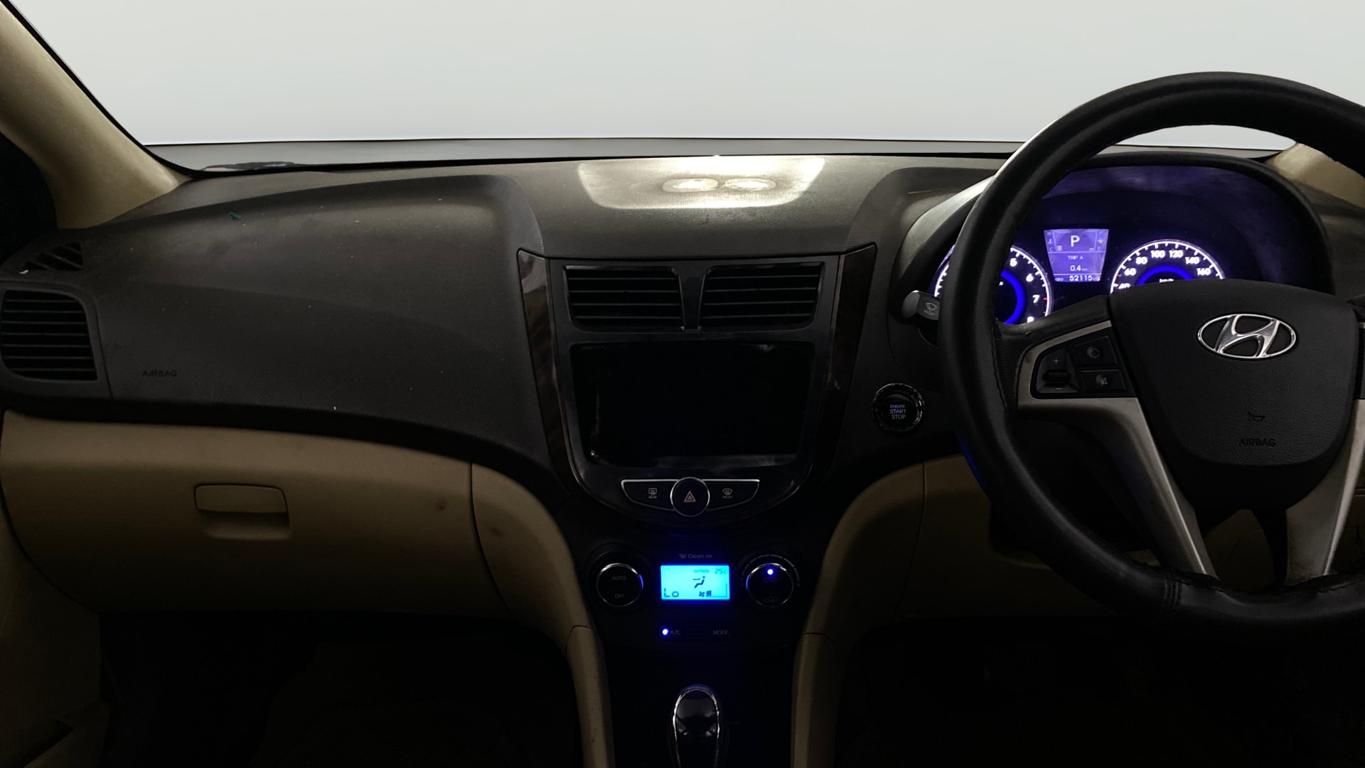 View 2013 Hyundai Fluidic Verna 1.6 VTVT SX AT Image 17 Used 2013 Hyundai Fluidic Verna 1.6 VTVT SX AT Image 17