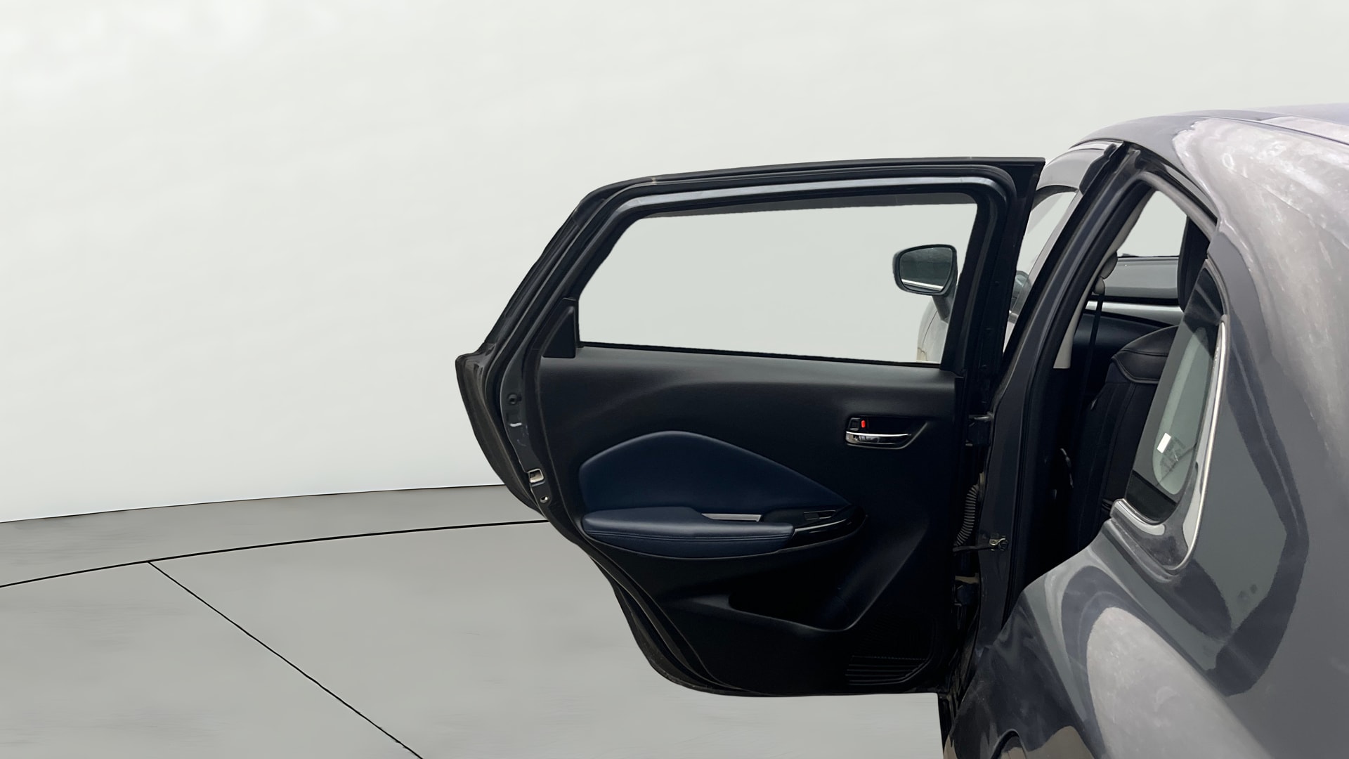 View 2022 Maruti Suzuki 1000 Base Variant Image 22 Used 2022 Maruti Suzuki 1000 Base Variant Image 22