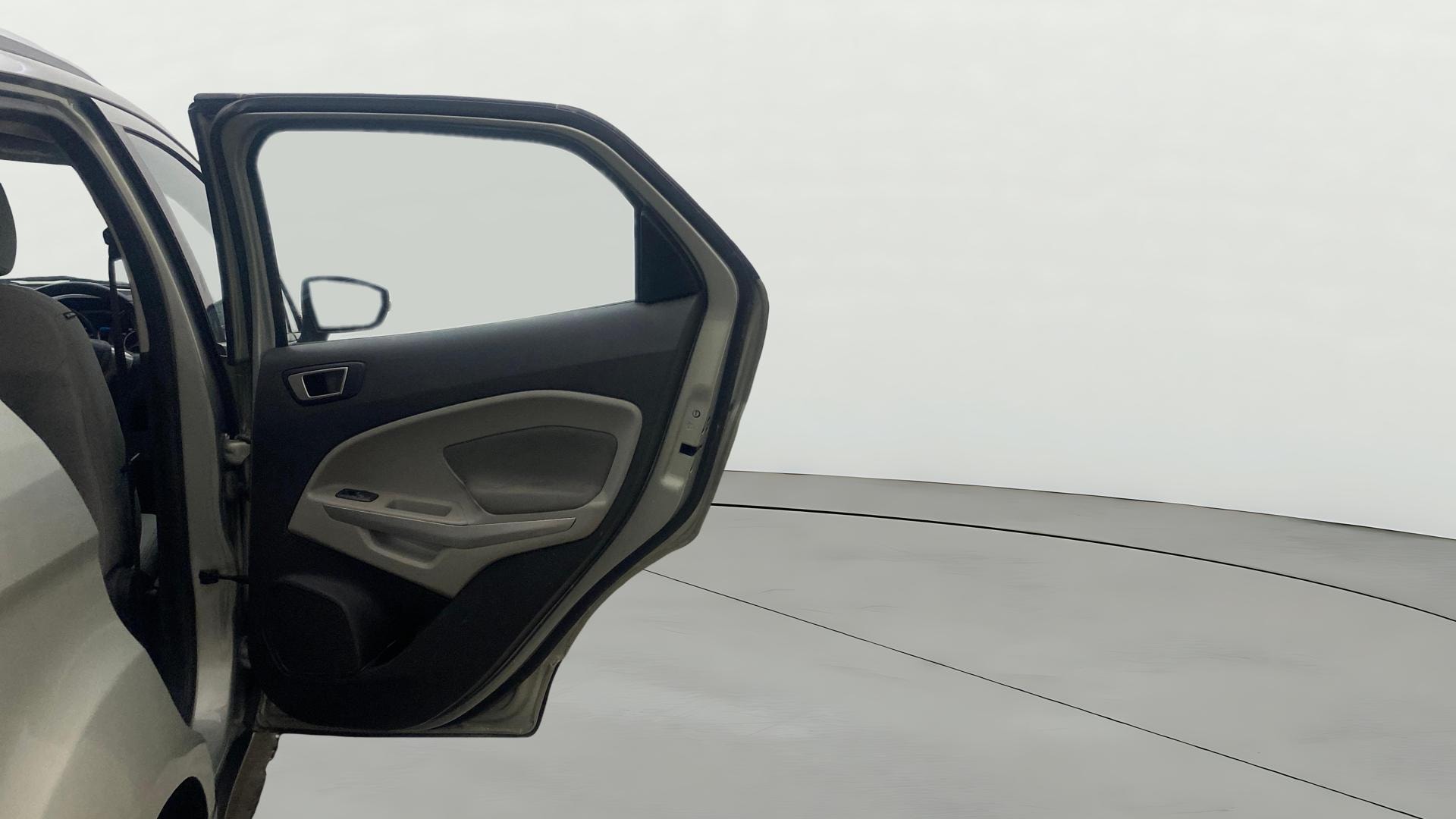 View 2013 Ford EcoSport 1.5 TDCi Diesel Ambiente BS IV Image 7 Used 2013 Ford EcoSport 1.5 TDCi Diesel Ambiente BS IV Image 7