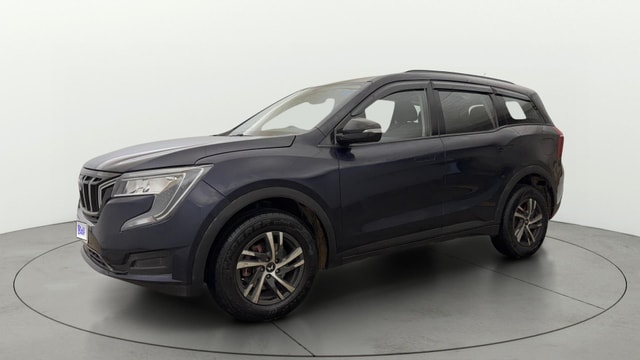 View Mahindra XUV700 Image 35 Used Mahindra XUV700 Image 35