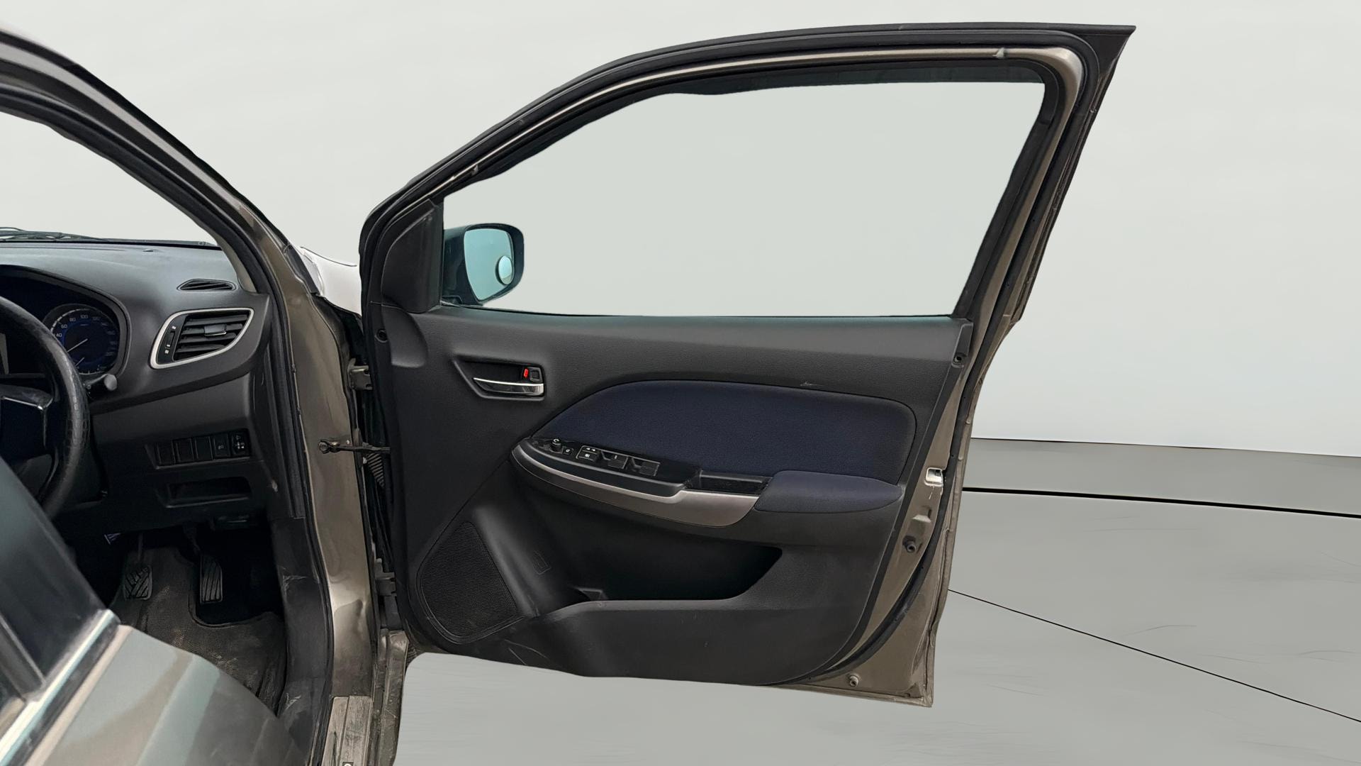 View 2020 Maruti Suzuki 1000 Base Variant Image 44 Used 2020 Maruti Suzuki 1000 Base Variant Image 44