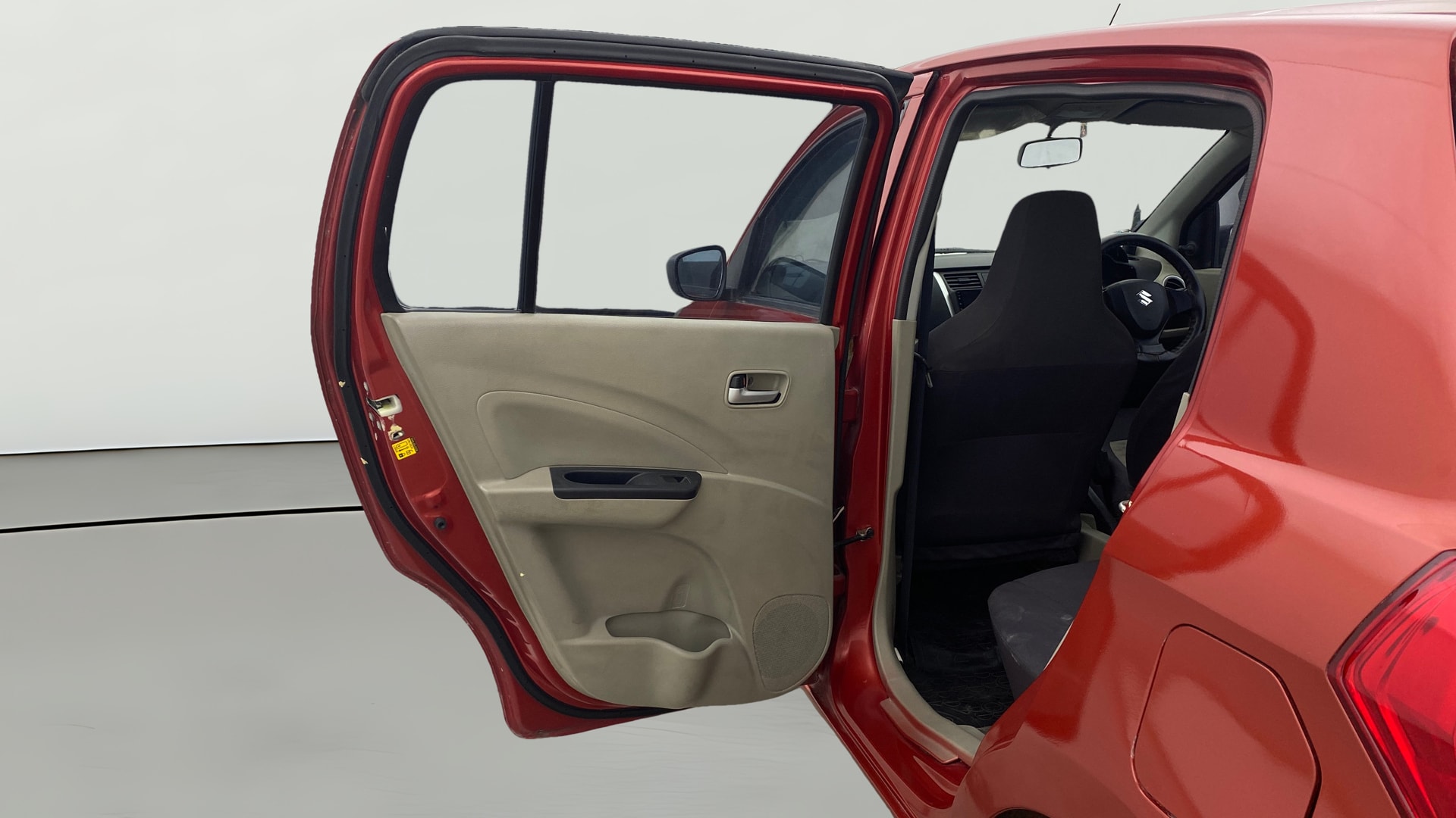 View 2016 Maruti Suzuki 1000 Base Variant Image 22 Used 2016 Maruti Suzuki 1000 Base Variant Image 22