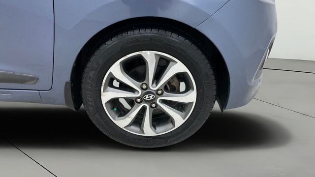 View Hyundai Xcent Image 42 Used Hyundai Xcent Image 42