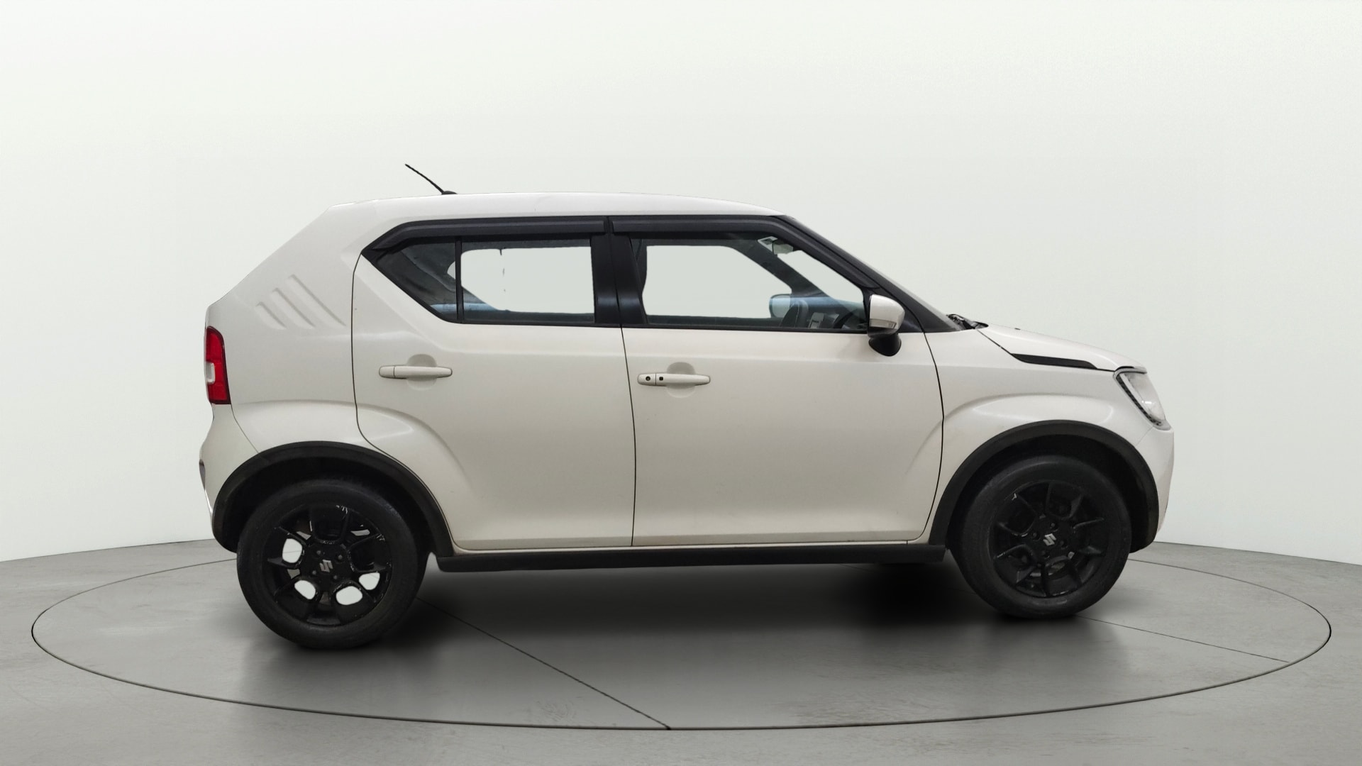 View 2017 Maruti Suzuki 1000 Base Variant Image 26 Used 2017 Maruti Suzuki 1000 Base Variant Image 26